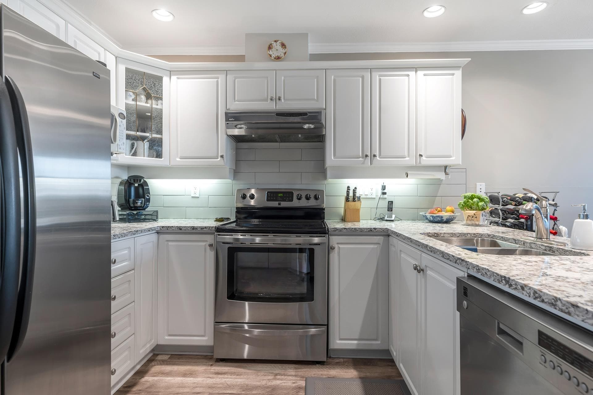 202 - 15284 Buena Vista Avenue, White Rock, V4B 5K5 — photo 4