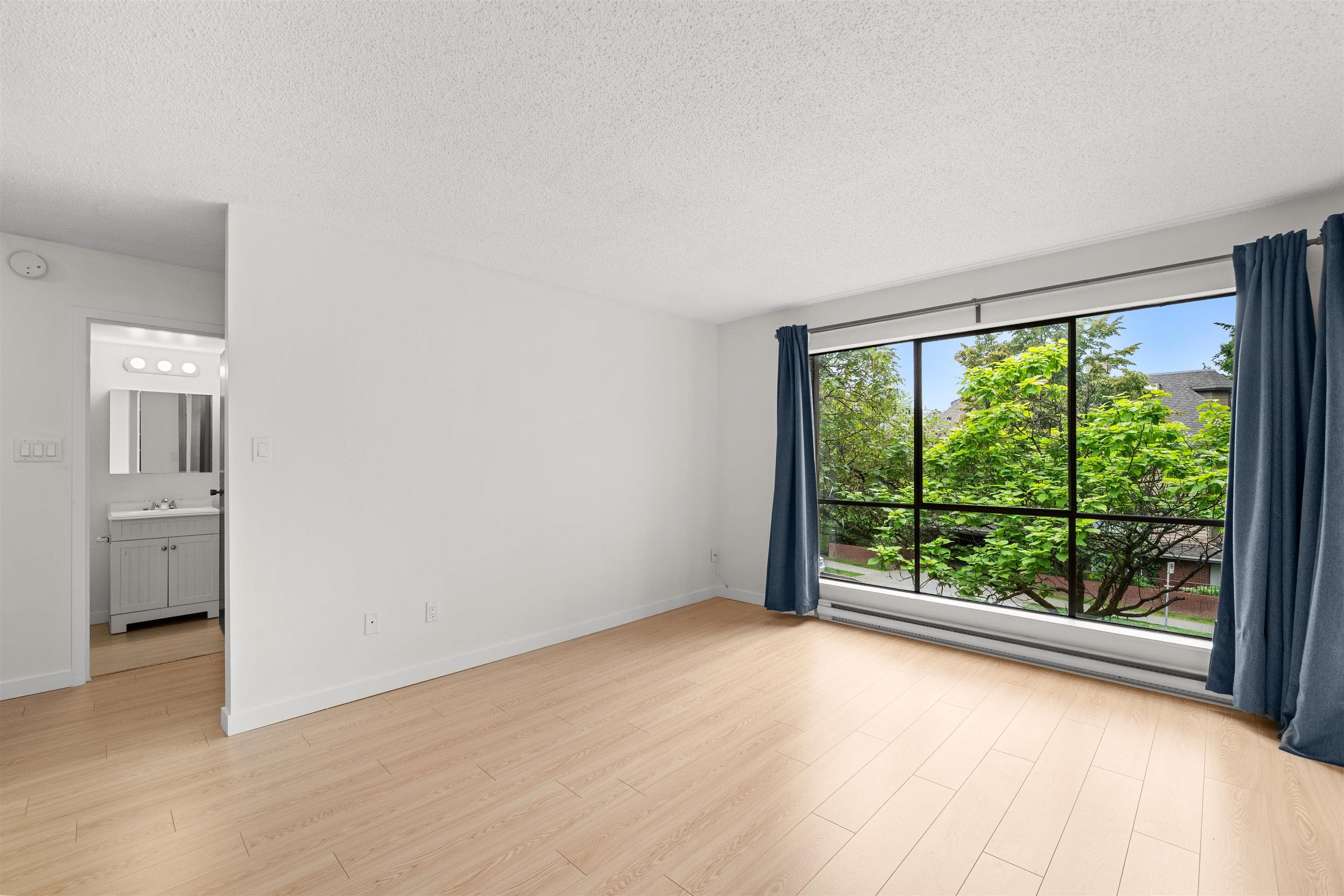 303 - 2920 Ash Street, Vancouver, V5Z 4A6 — photo 1
