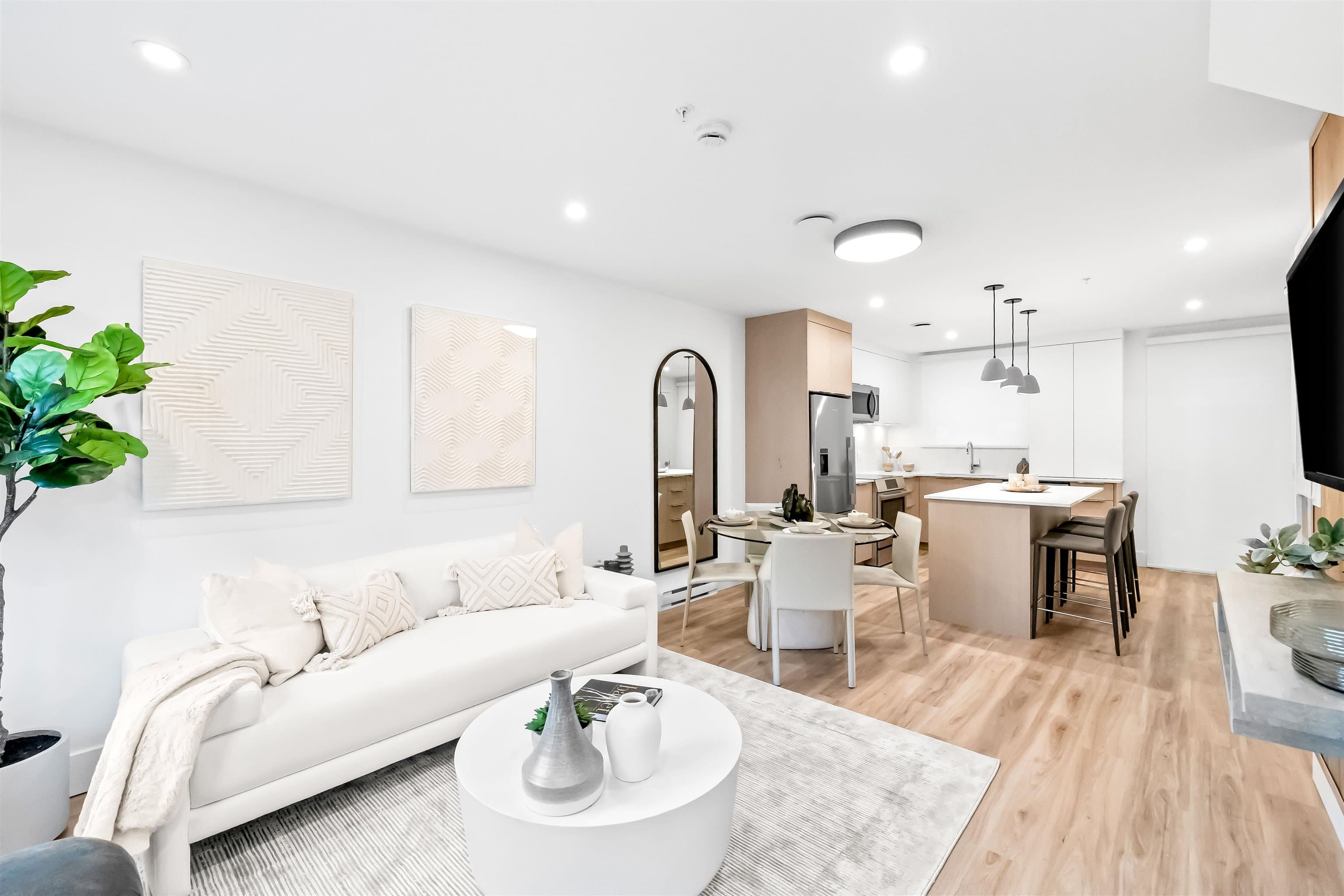 315 - 2250 E 1st Avenue, Vancouver, V5N 1B6 — photo 3