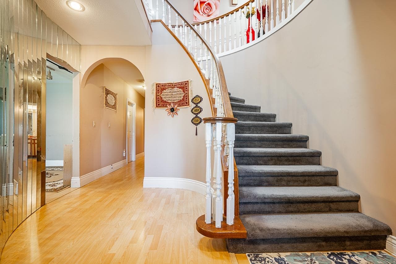 12276 75a Avenue, Surrey, V3W 9P6 — photo 3