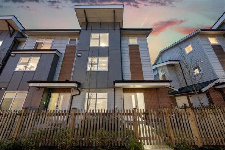 6 - 22334 48 Avenue, Langley, V3A 3N5 — photo 2