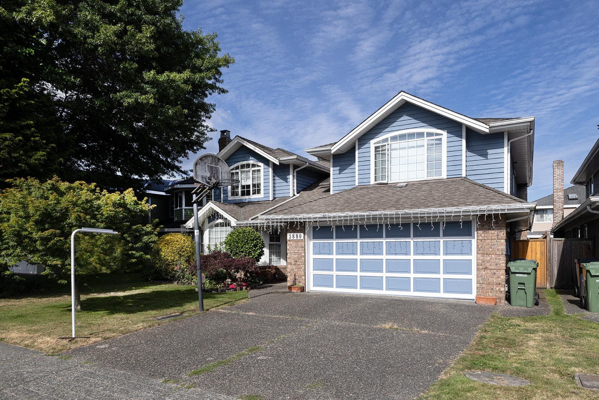 3880 Stolberg Street, Richmond