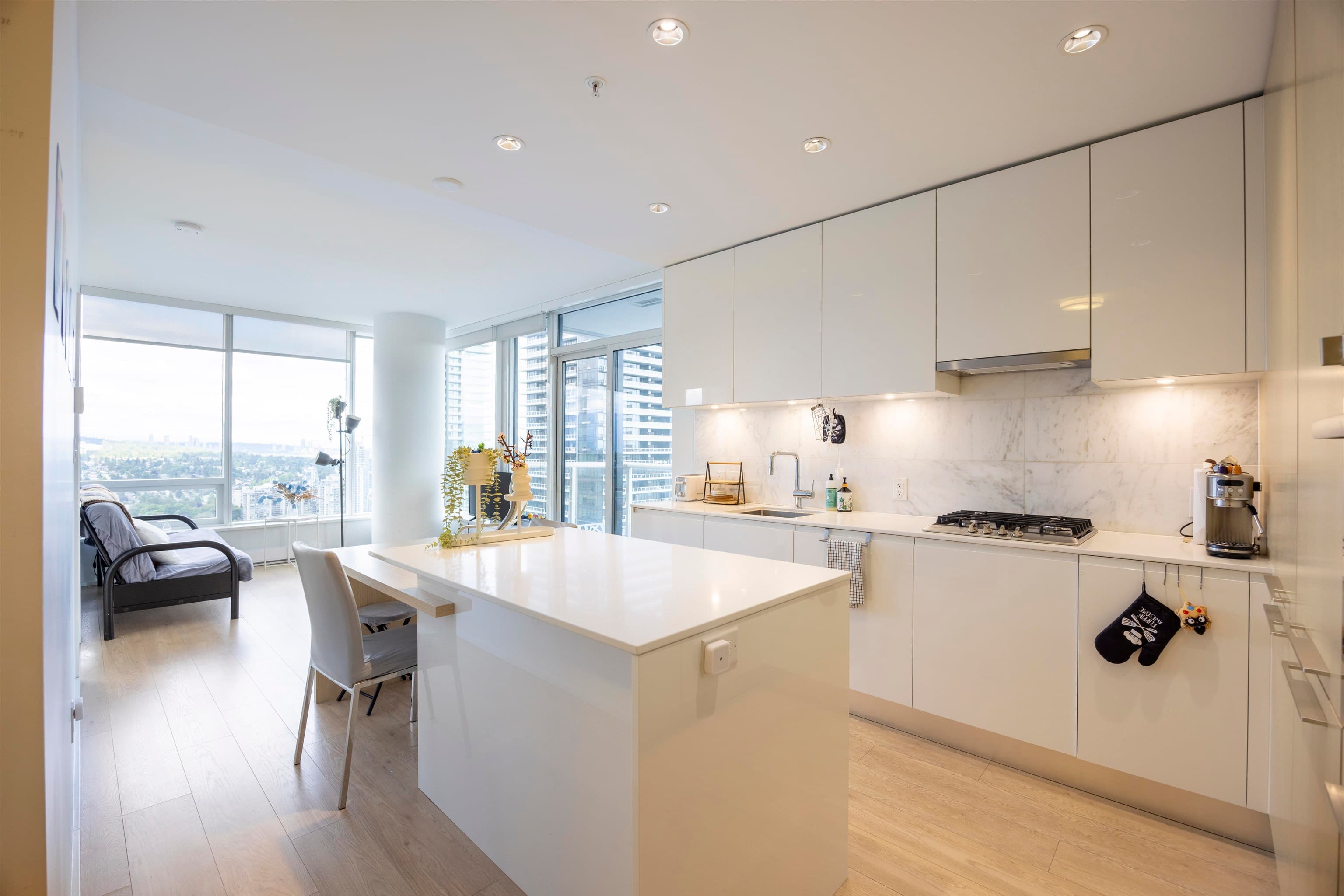 3904 - 4510 Halifax Way, Burnaby, V5C 0K4 — photo 5