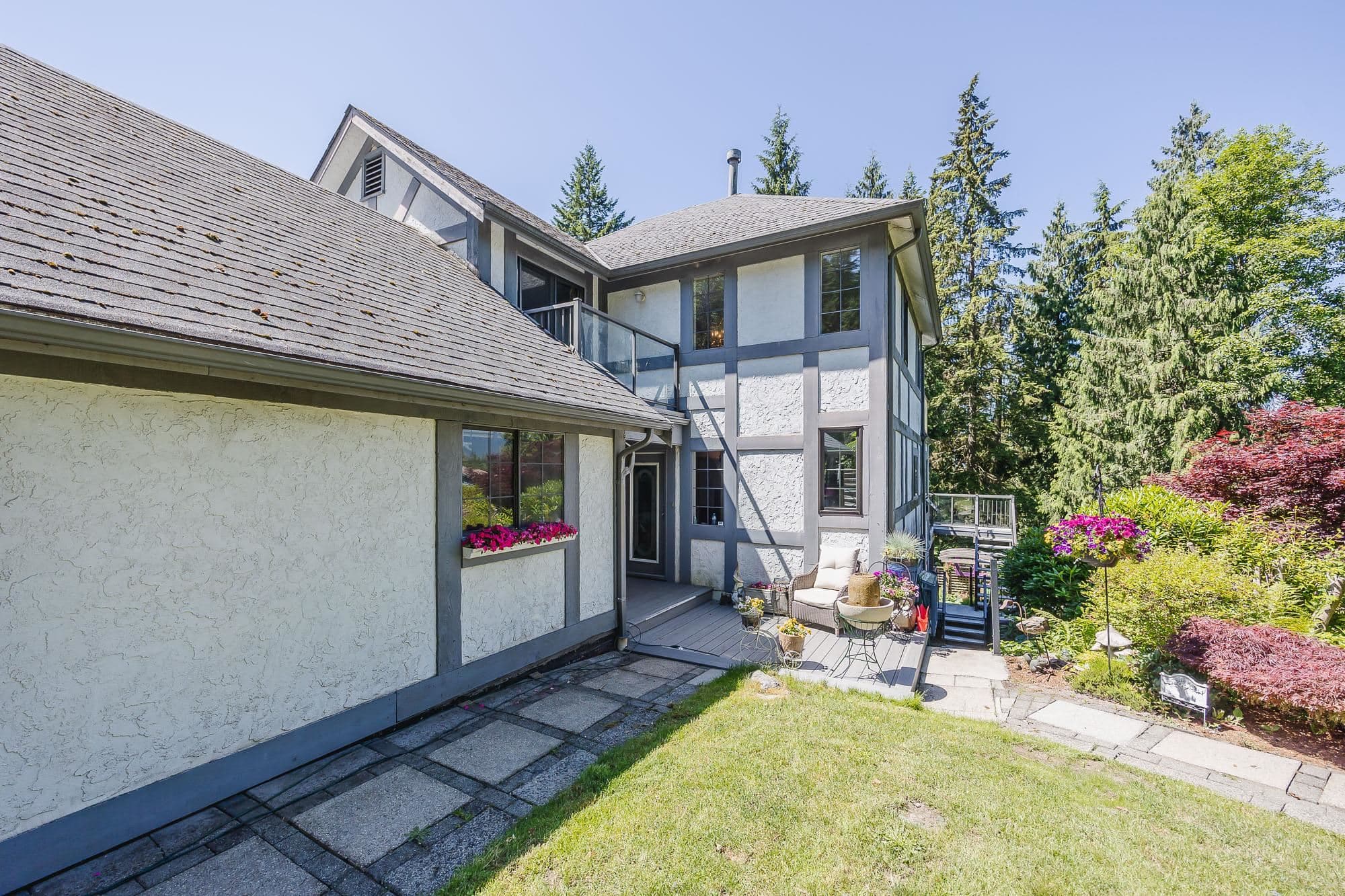 15 Escola Bay, Port Moody, V3H 3Z1 — photo 2