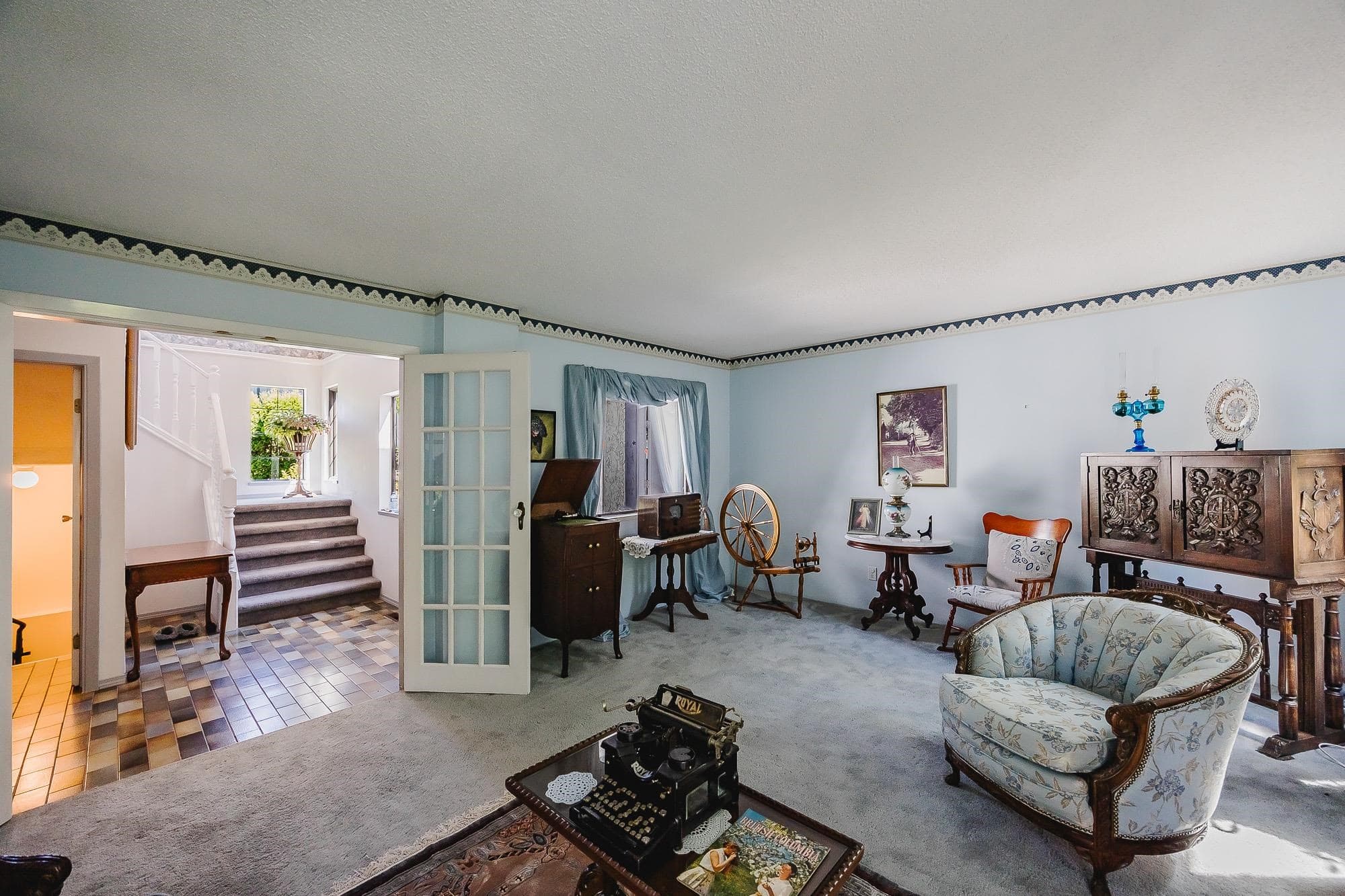 15 Escola Bay, Port Moody, V3H 3Z1 — photo 4