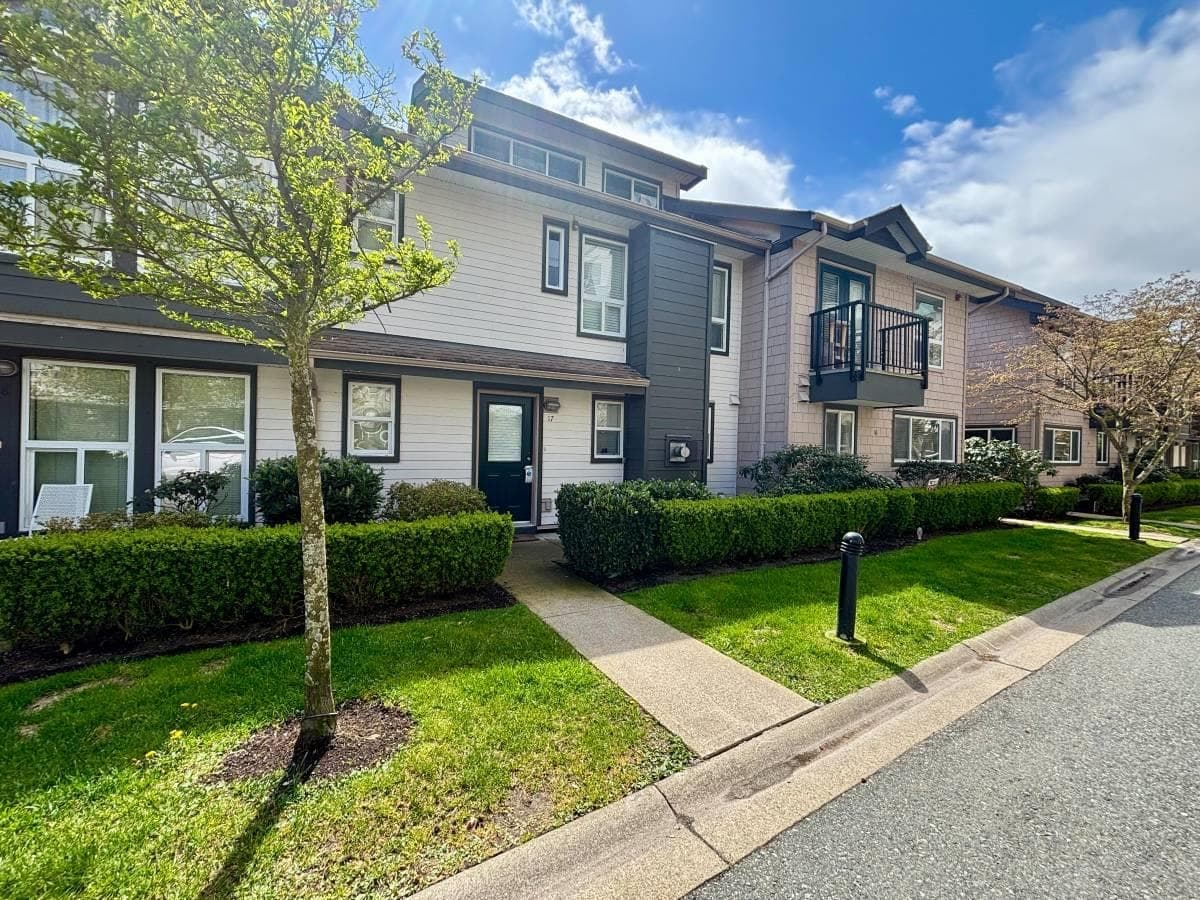 17 - 1204 Main Street, Squamish