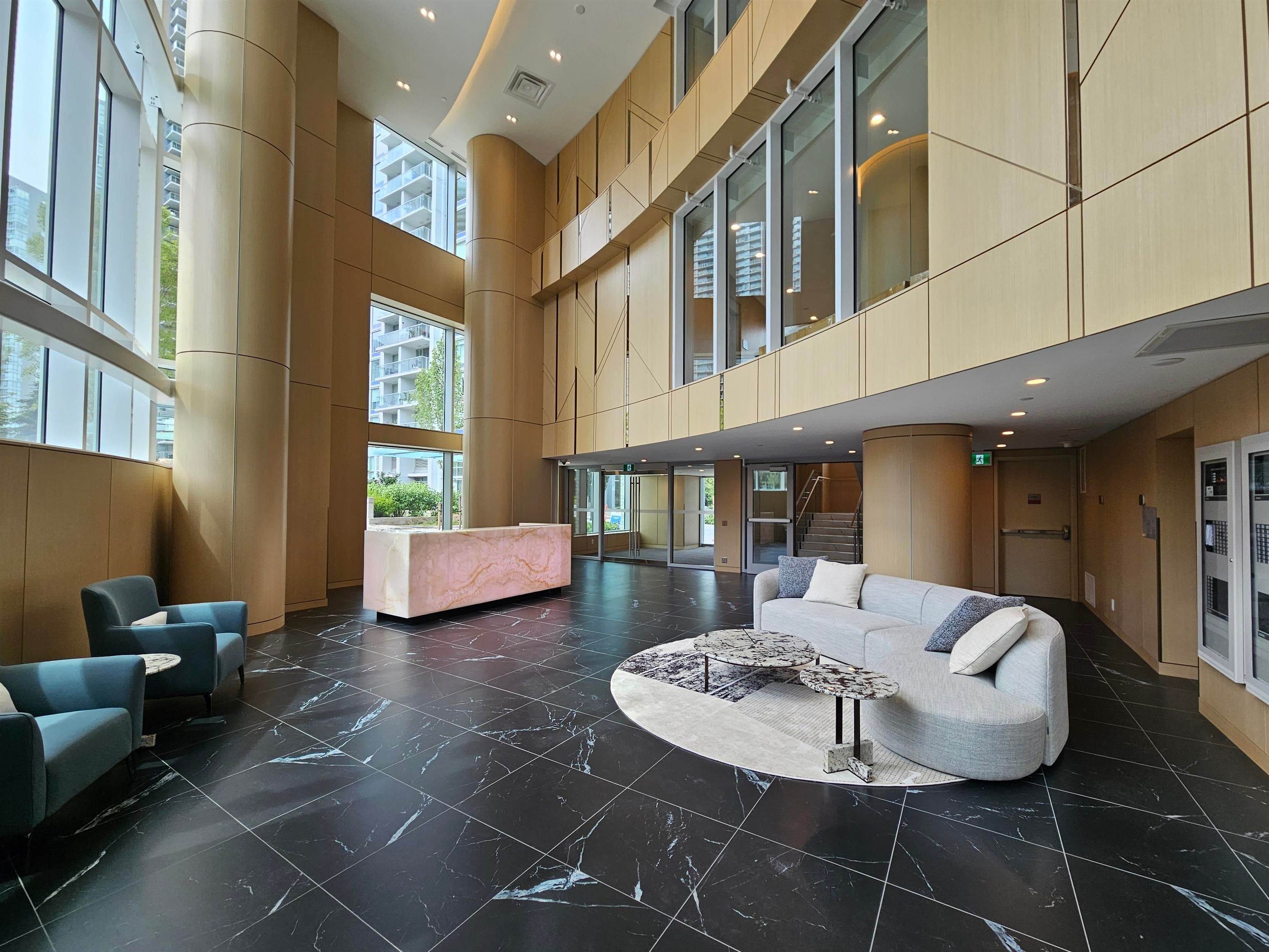 1306 - 13768 100 Avenue, Surrey, V3T 0V2 — photo 2