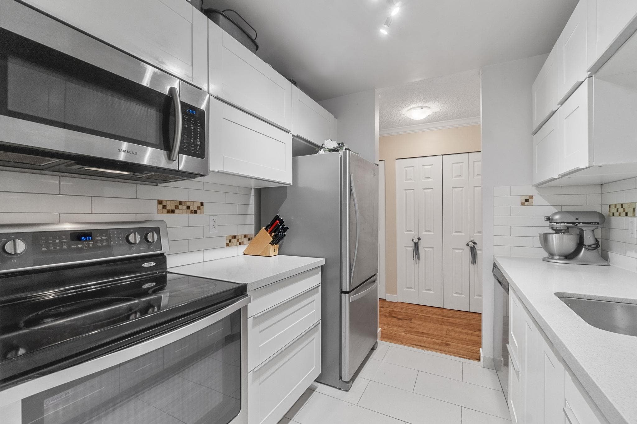 118 - 7431 Minoru Boulevard, Richmond, V6Y 1Z3 — photo 3