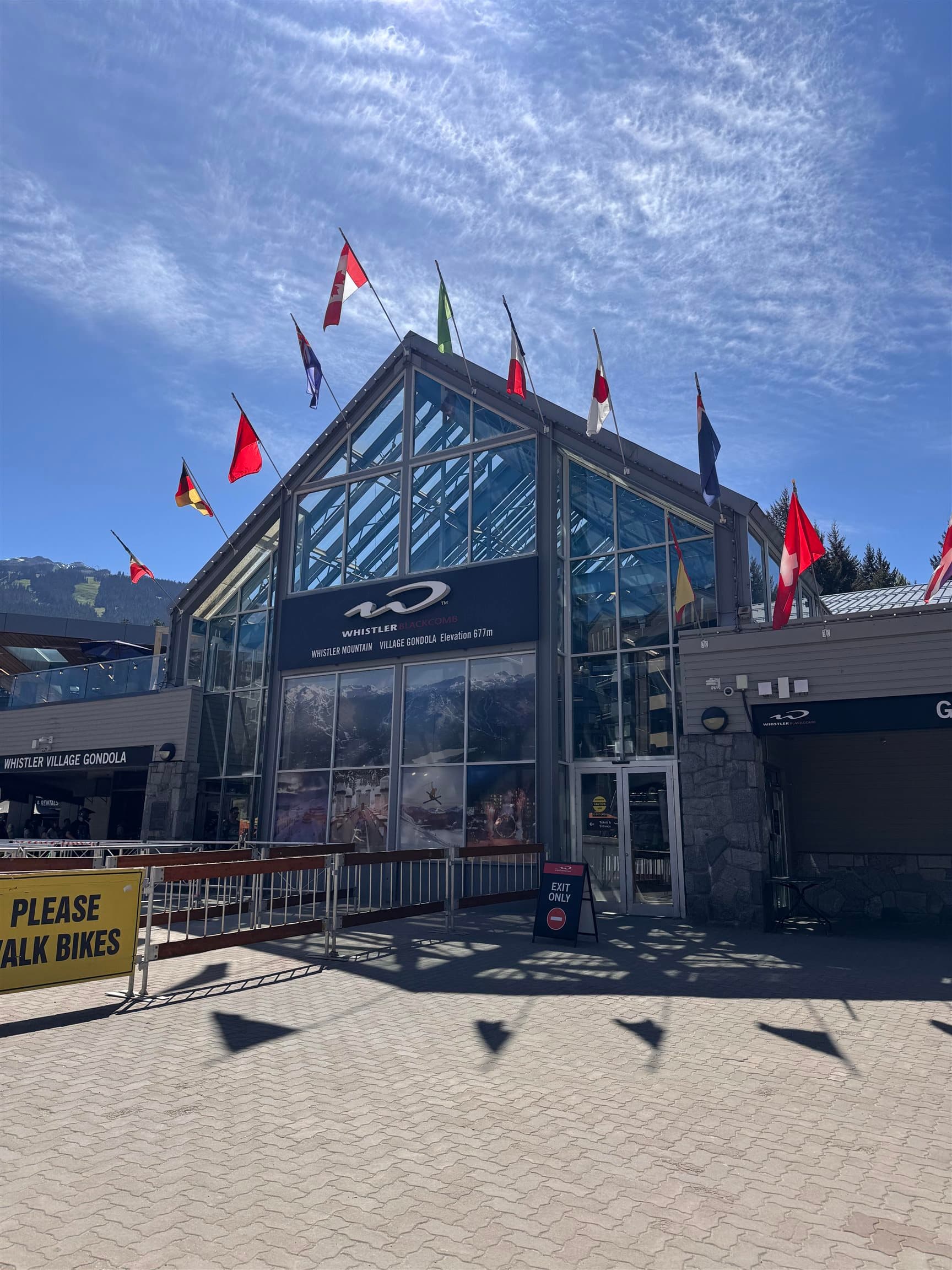 (WK 25) - 4293 Mountain Square, Whistler
