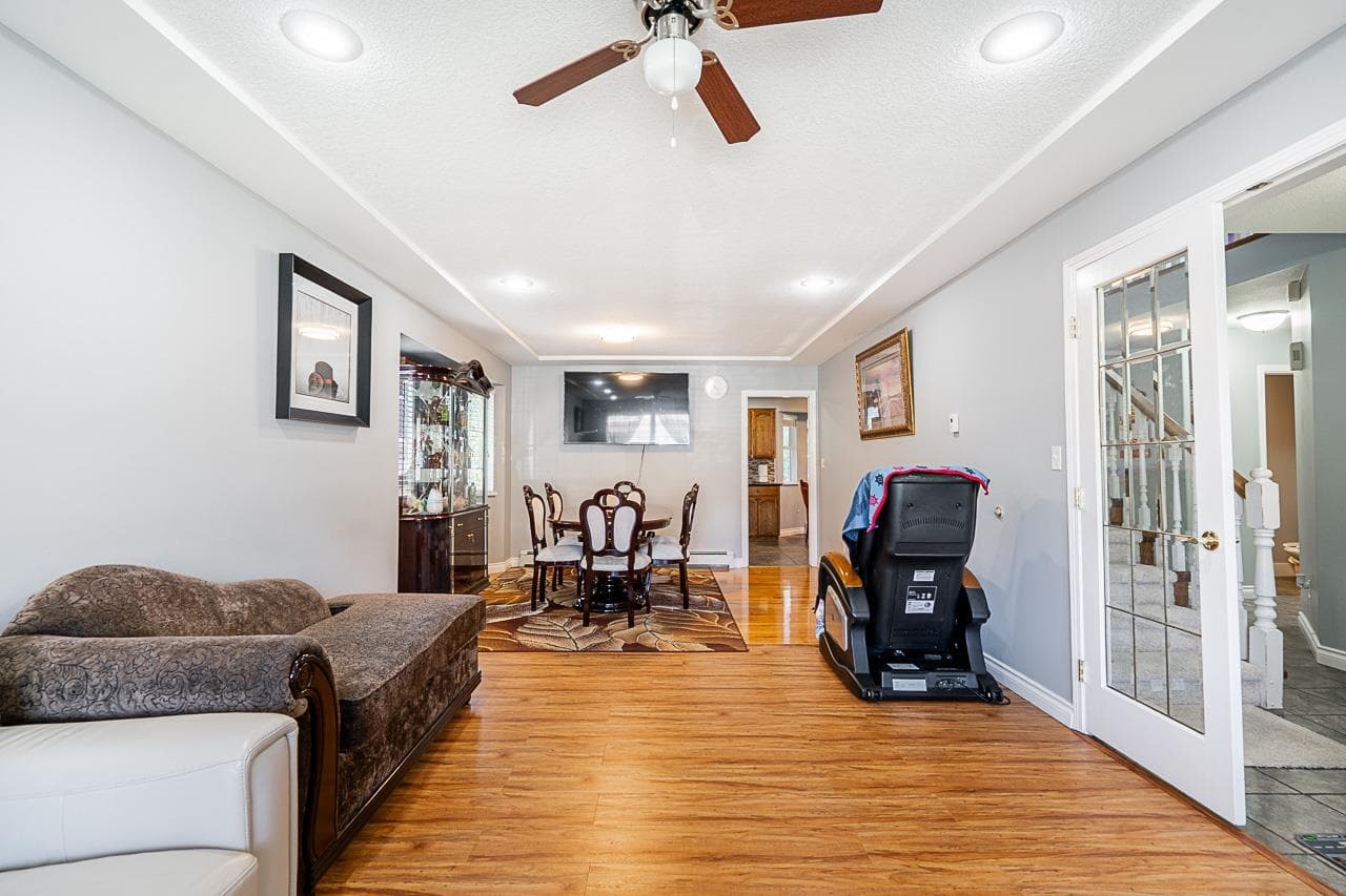2989 Creekside Drive, Abbotsford, V2T 5K3 — photo 3
