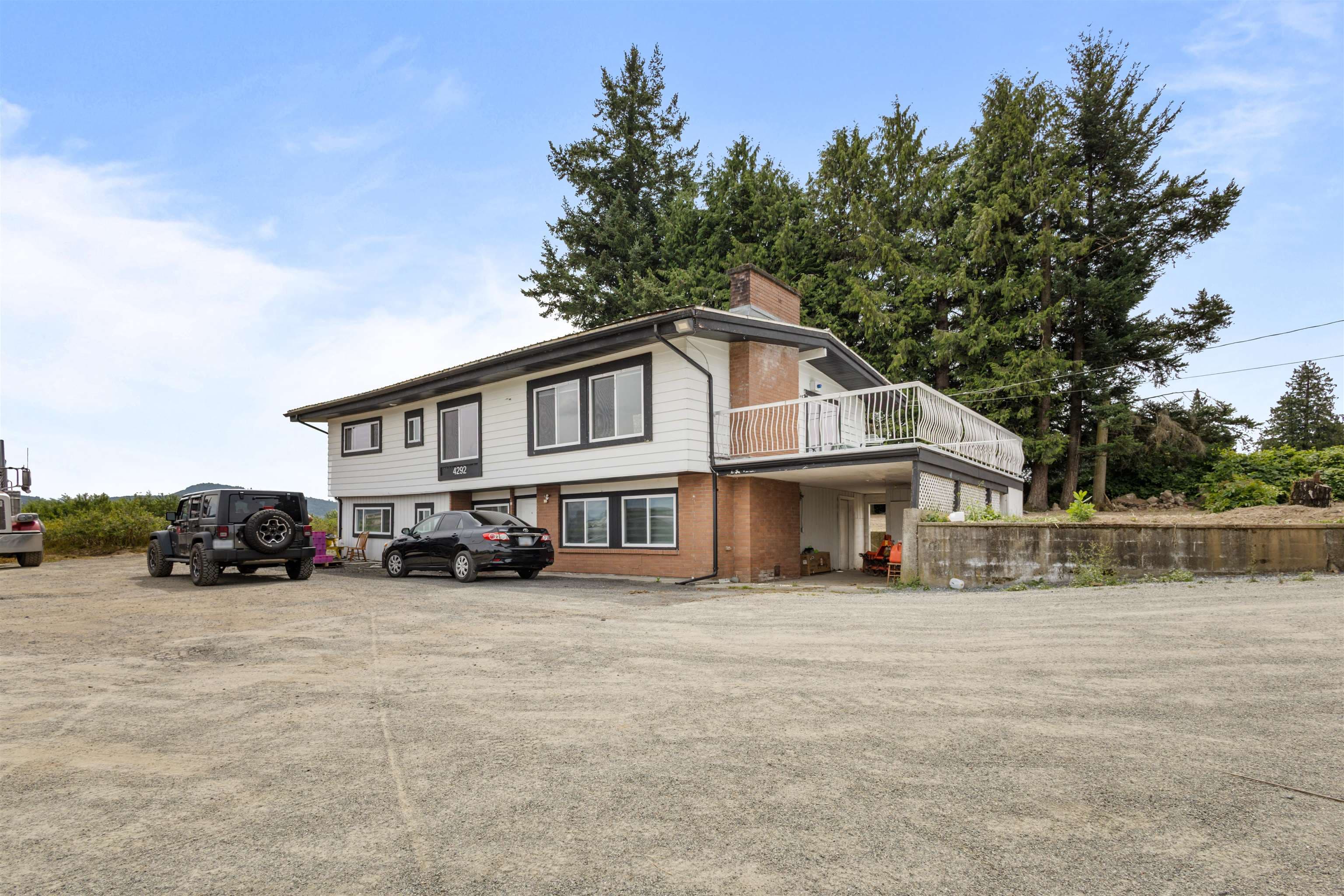 4292 Seldon Road, Abbotsford, V2S 7T7 — photo 2