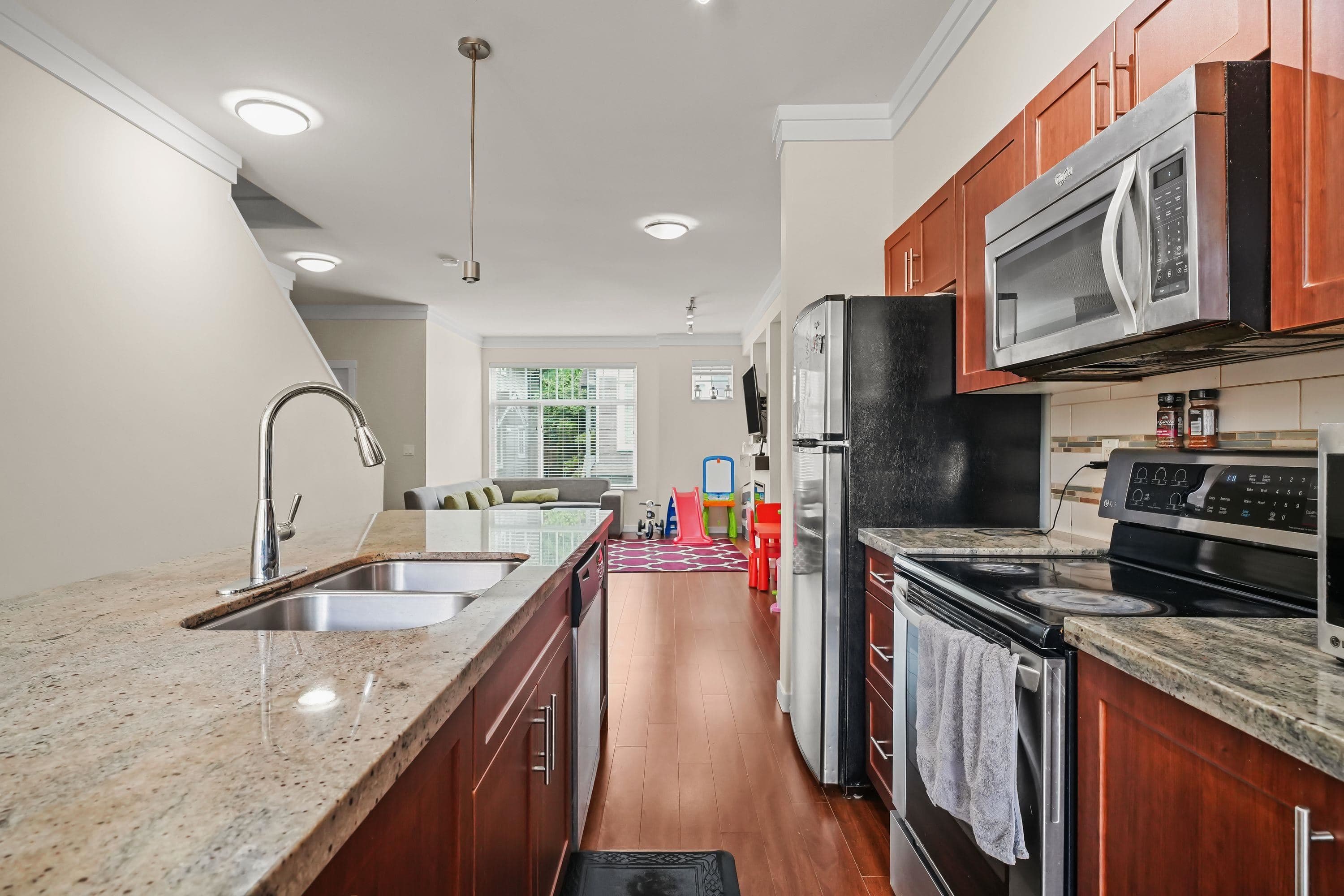 86 - 14356 63a Avenue, Surrey, V3X 0E3 — photo 5