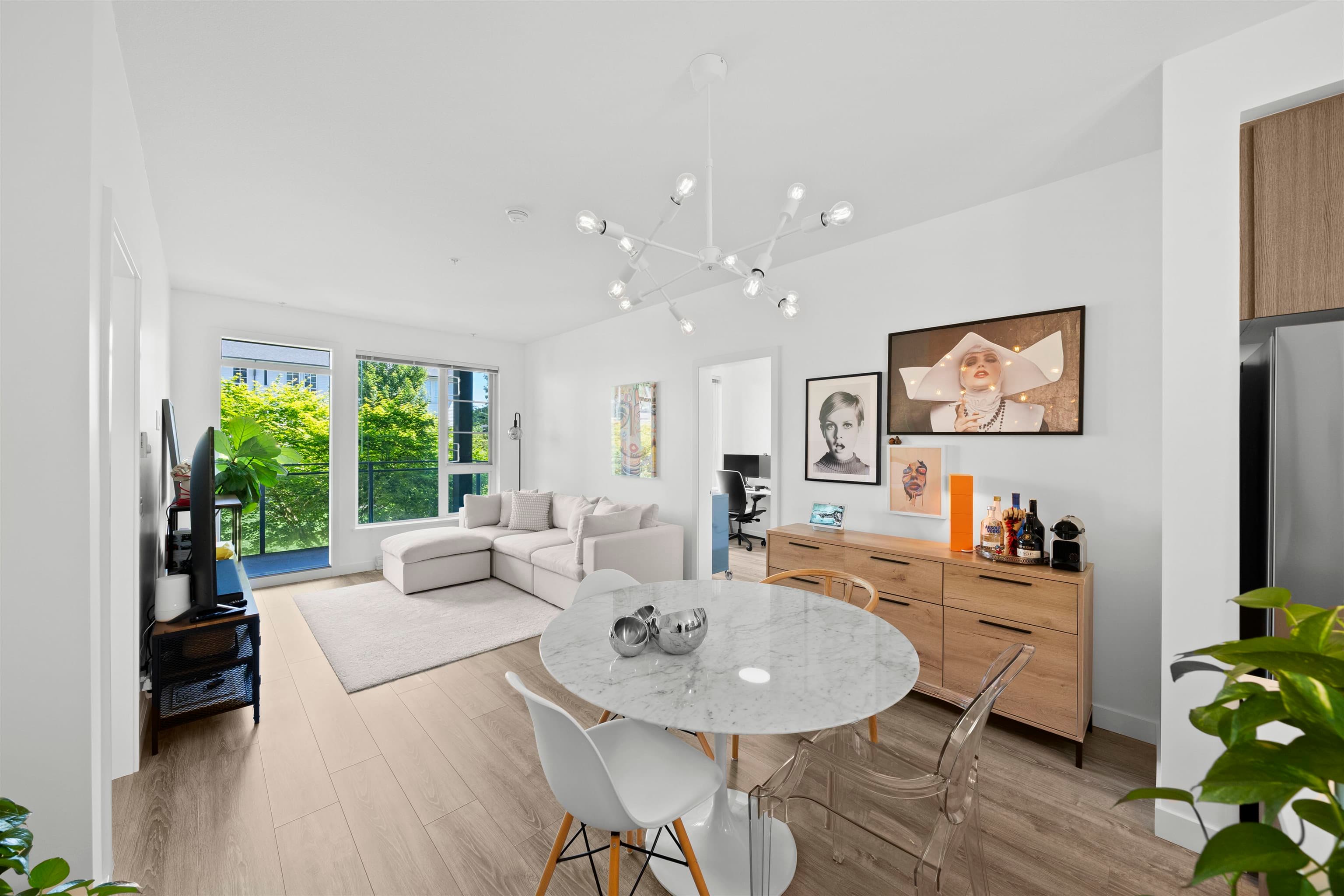 203 - 516 Foster Avenue, Coquitlam, V3J 0H8 — photo 2