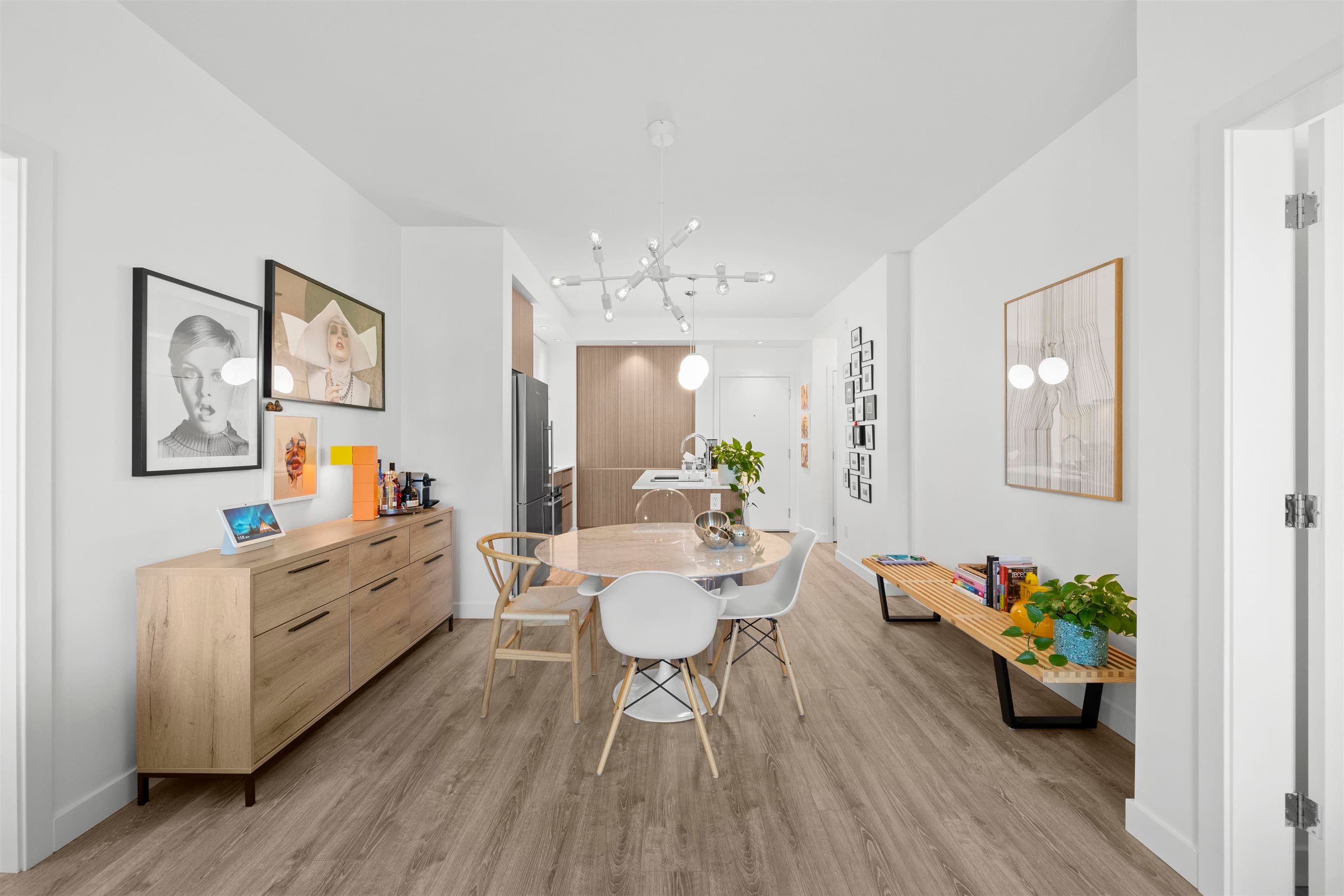 203 - 516 Foster Avenue, Coquitlam, V3J 0H8 — photo 3