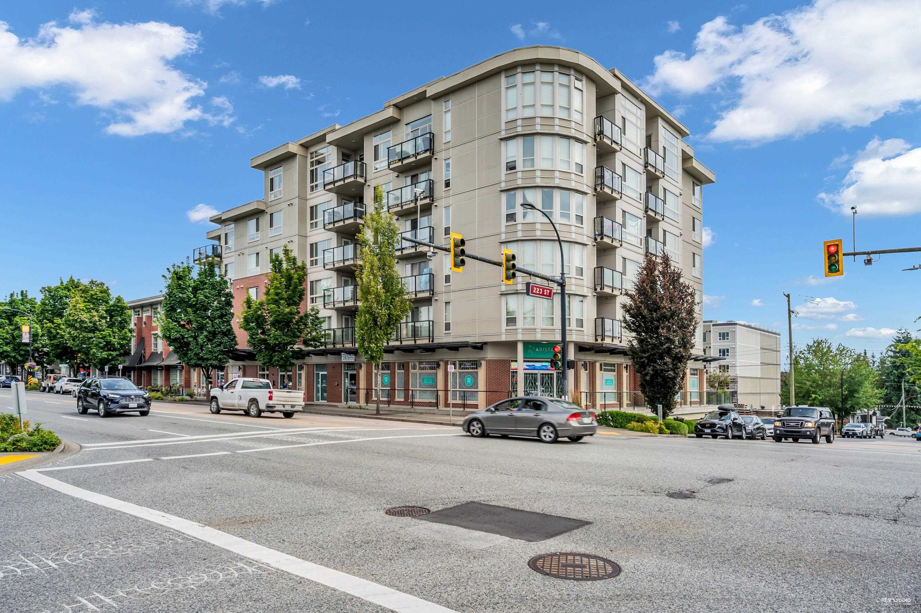 301 - 22318 Lougheed Highway, Maple Ridge, V2X 2T4 — photo 2