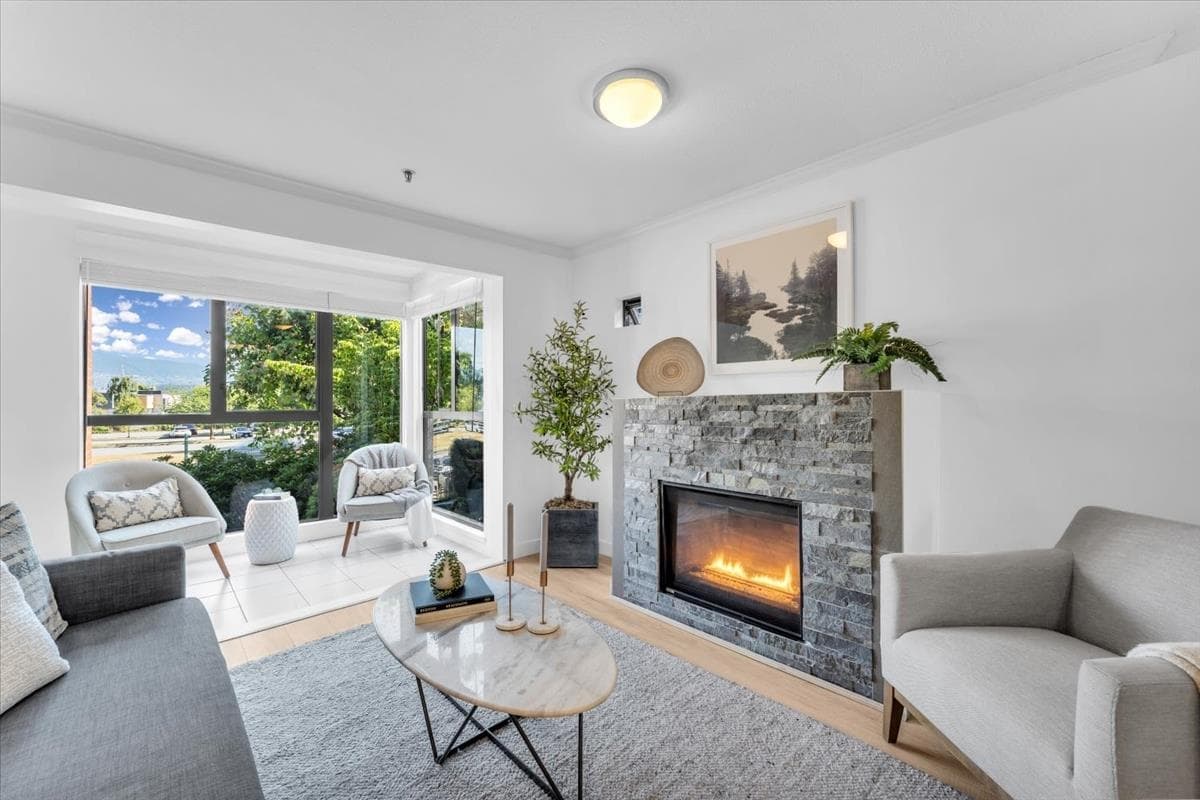 206 - 2160 Cornwall Avenue, Vancouver