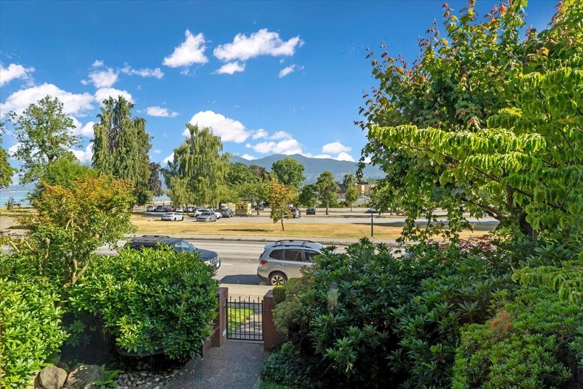 206 - 2160 Cornwall Avenue, Vancouver, V6K 1B4 — photo 5