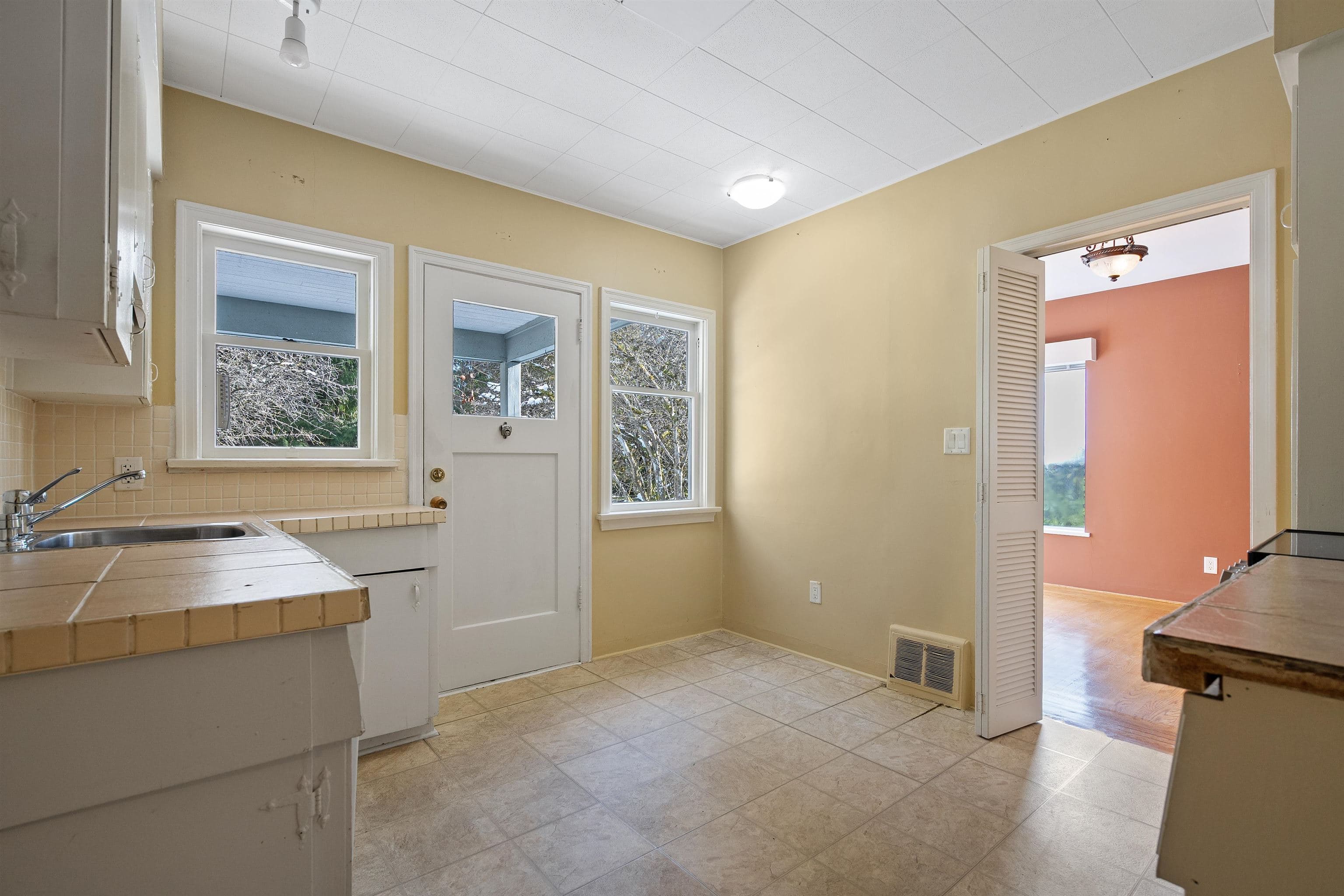 1428 20th Street, West Vancouver, V7V 3Z7 — photo 5