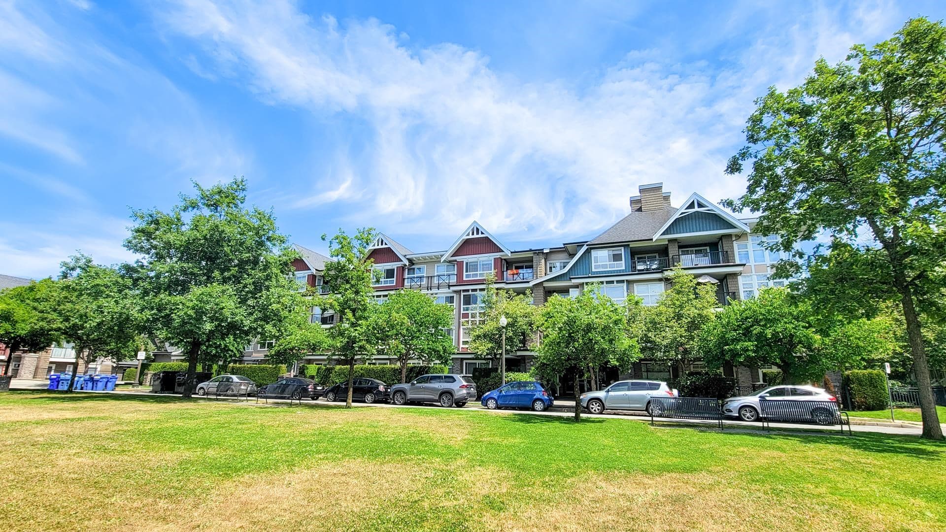 212 - 7088 Mont Royal Square, Vancouver, V5S 4X7 — photo 1