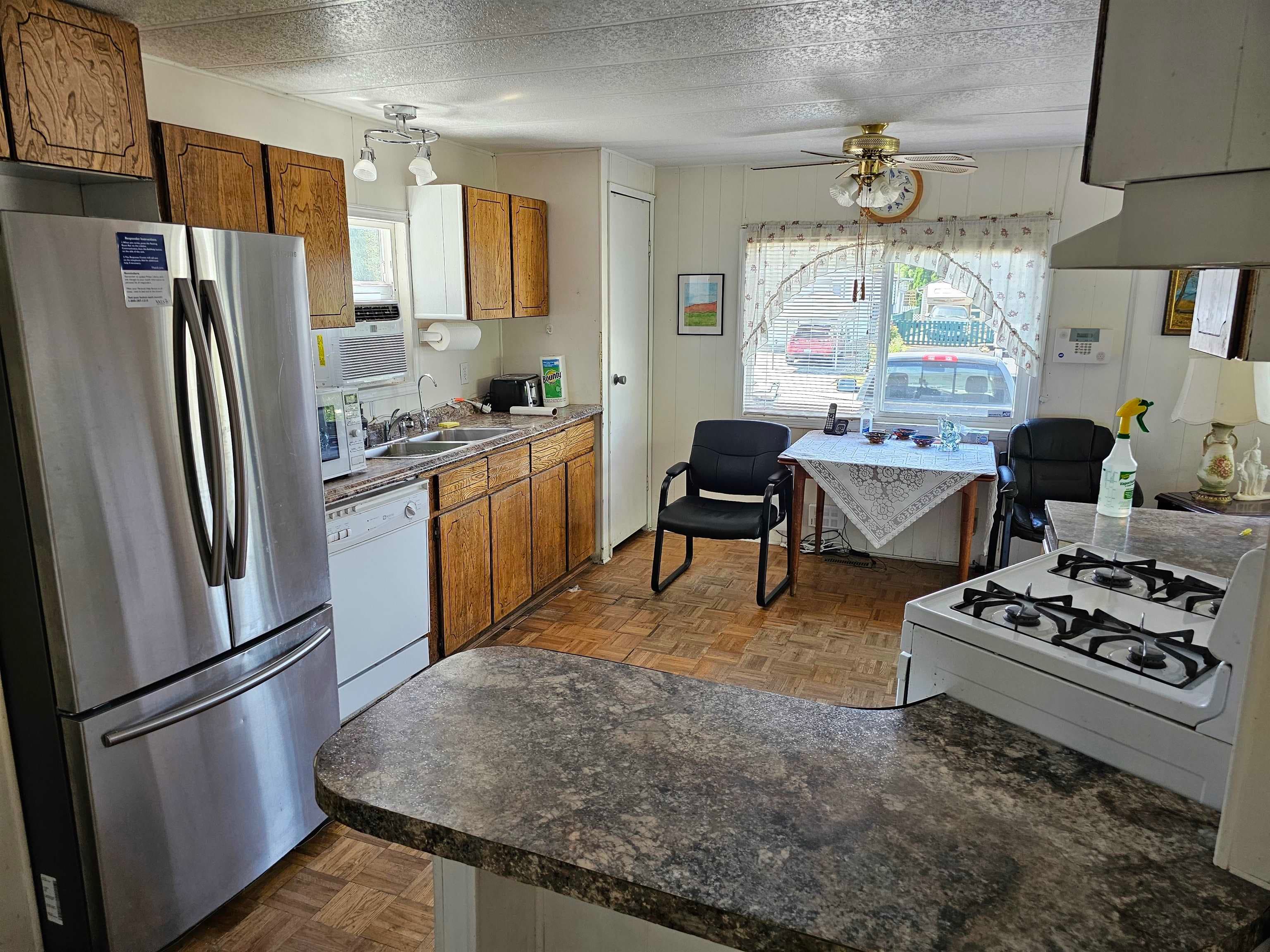 1895 Shore Crescent, Abbotsford, V2S 5H1 — photo 3
