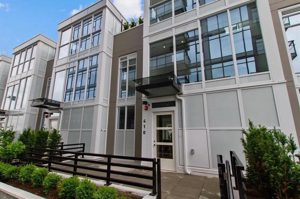 410 - 1045 Austin Avenue, Coquitlam, V3K 0G9 — photo 1