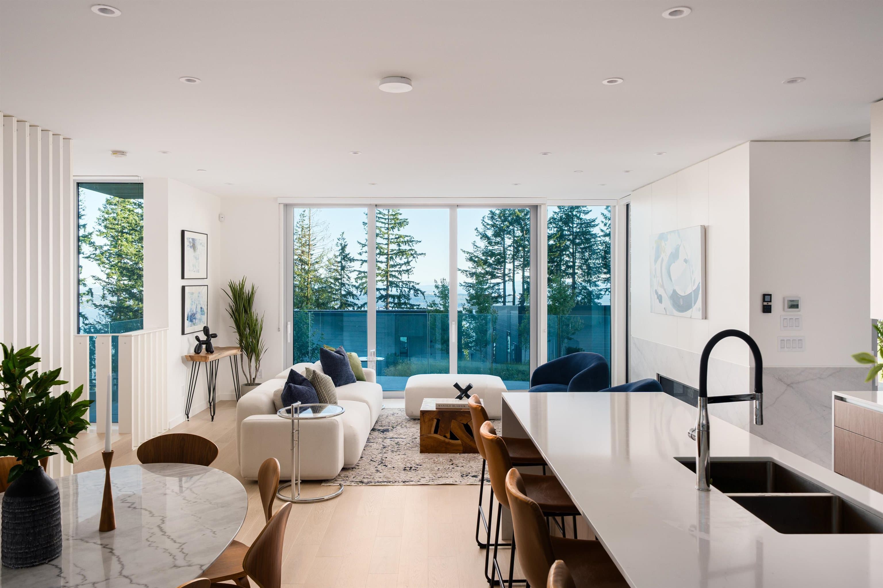 3317 Chippendale Road, West Vancouver, V7S 0B7 — photo 3