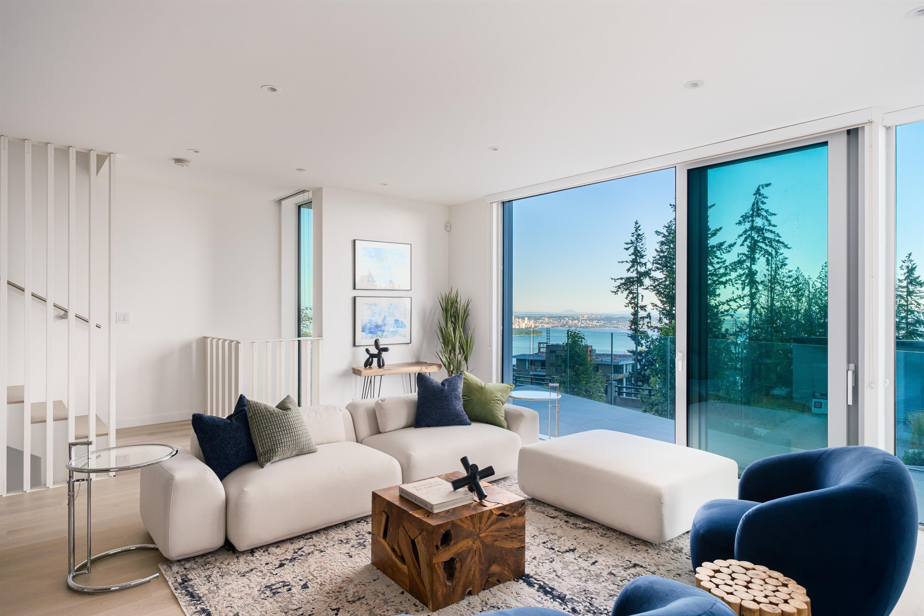 3317 Chippendale Road, West Vancouver, V7S 0B7 — photo 1
