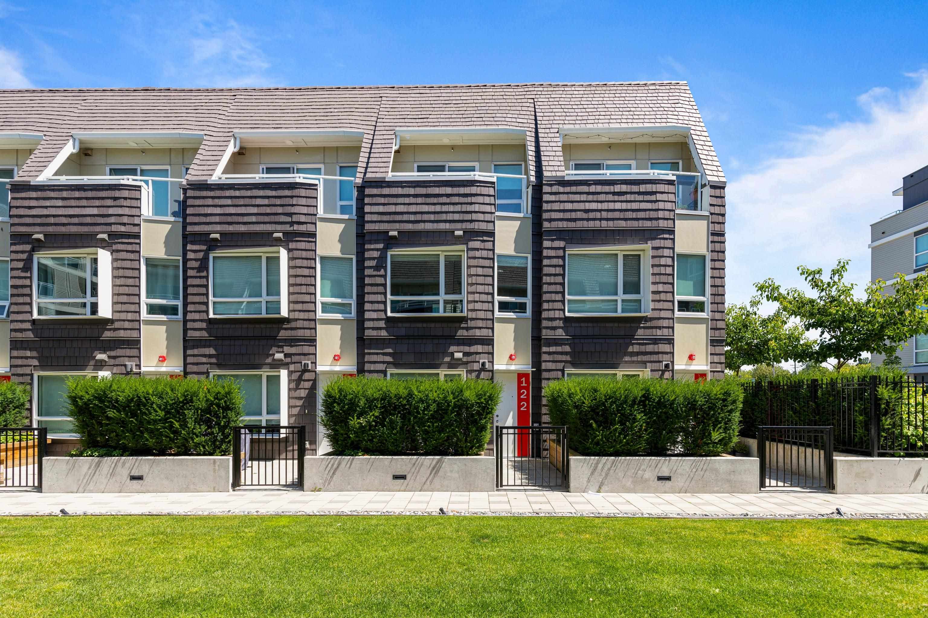 122 - 12040 Plaza Street, Maple Ridge, V2X 5X9 — photo 2