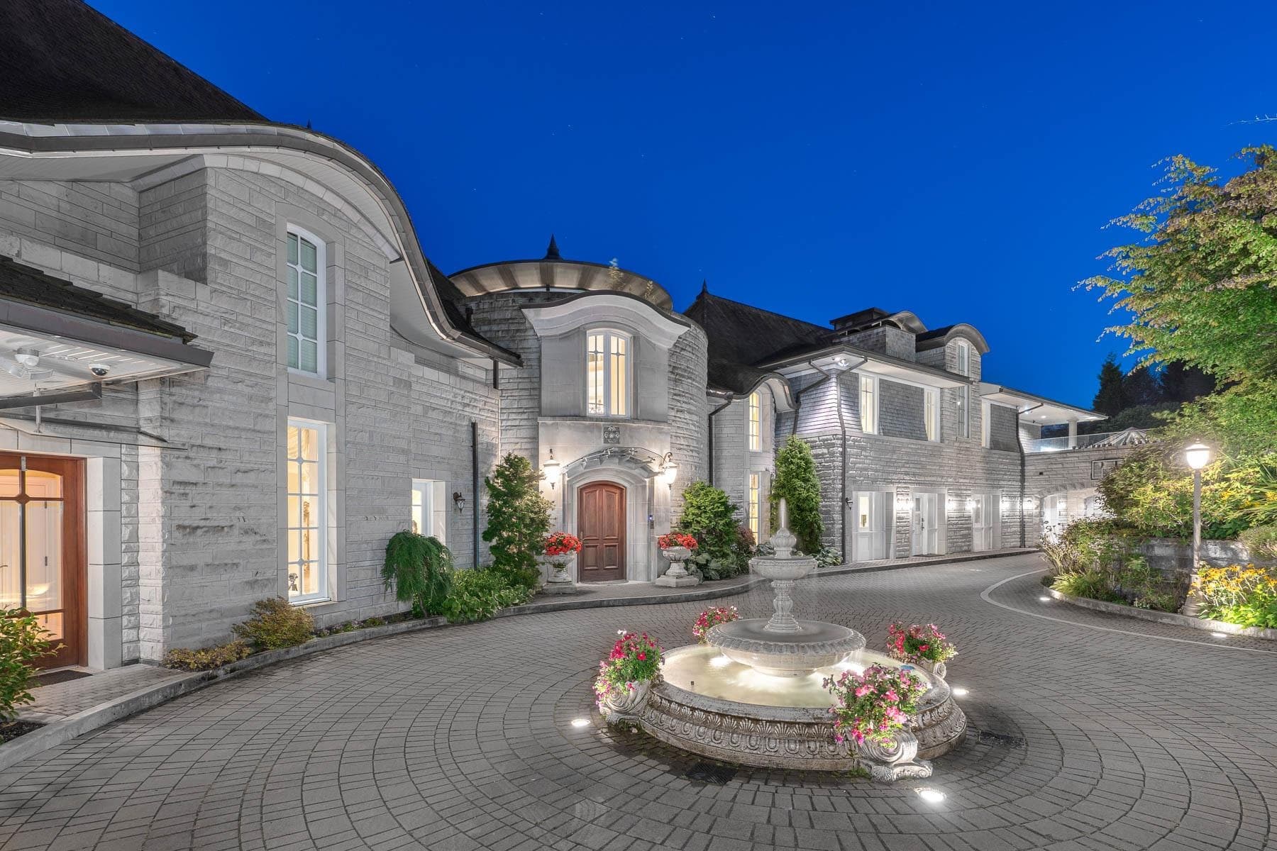 2743 Willoughby Road, West Vancouver