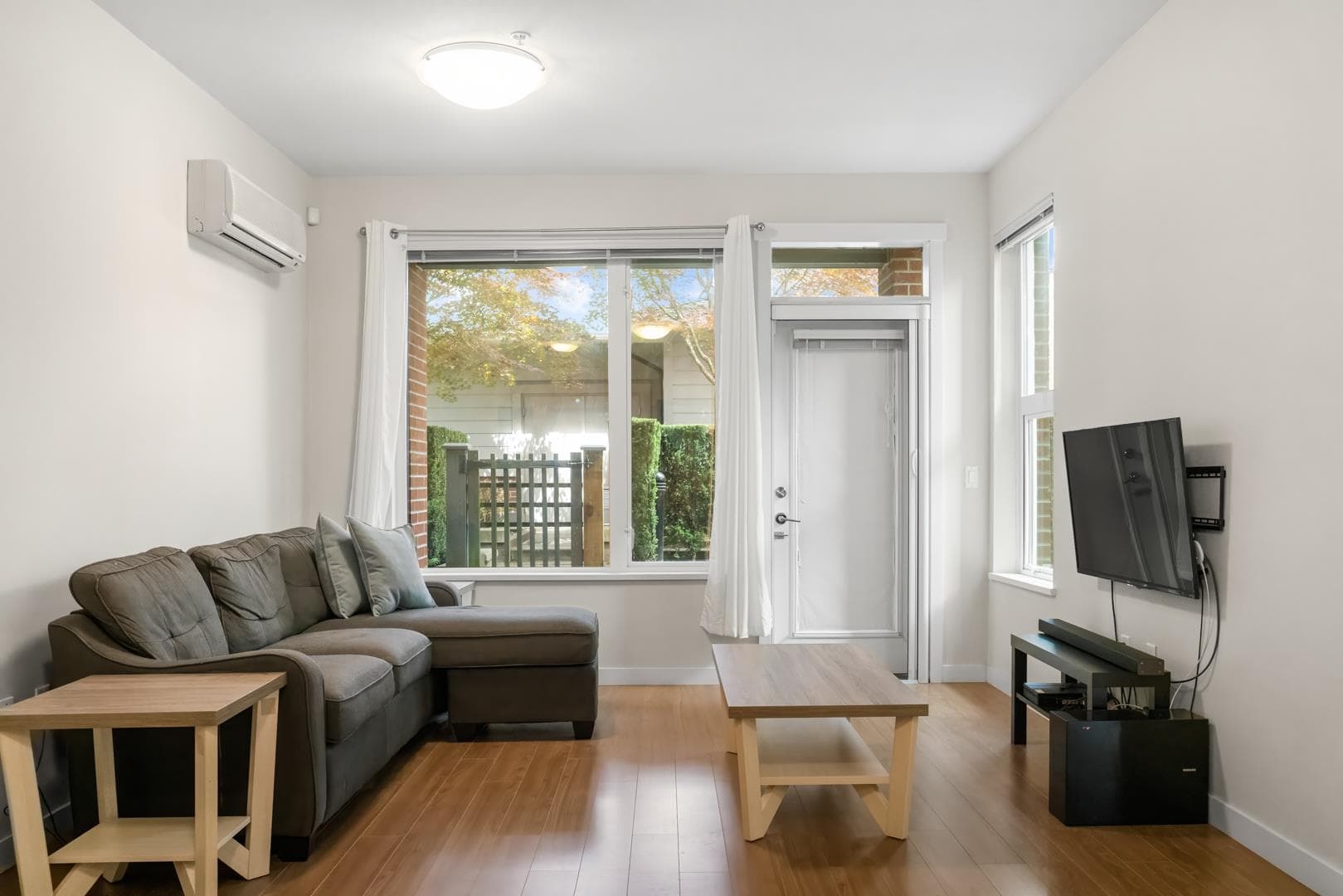 121 - 9399 Odlin Road, Richmond, V6X 0J6 — photo 3