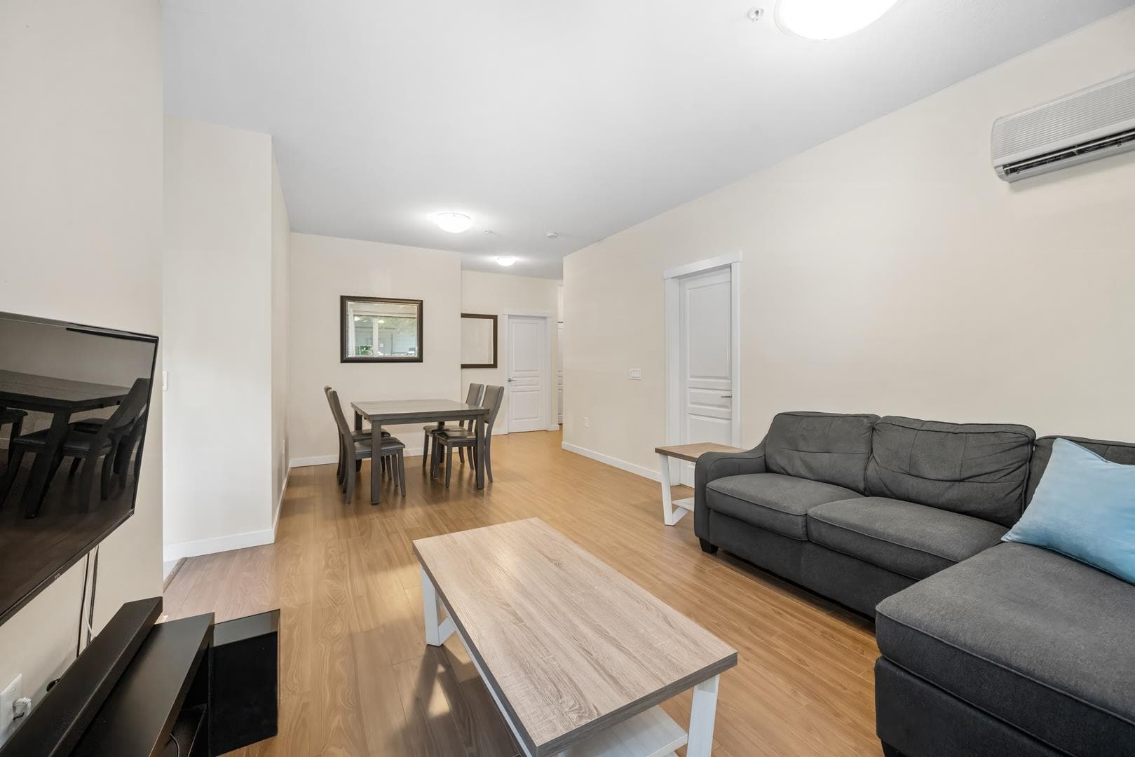 121 - 9399 Odlin Road, Richmond, V6X 0J6 — photo 4