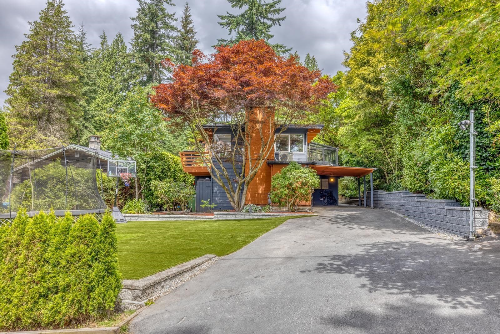466 E Kings Road, North Vancouver