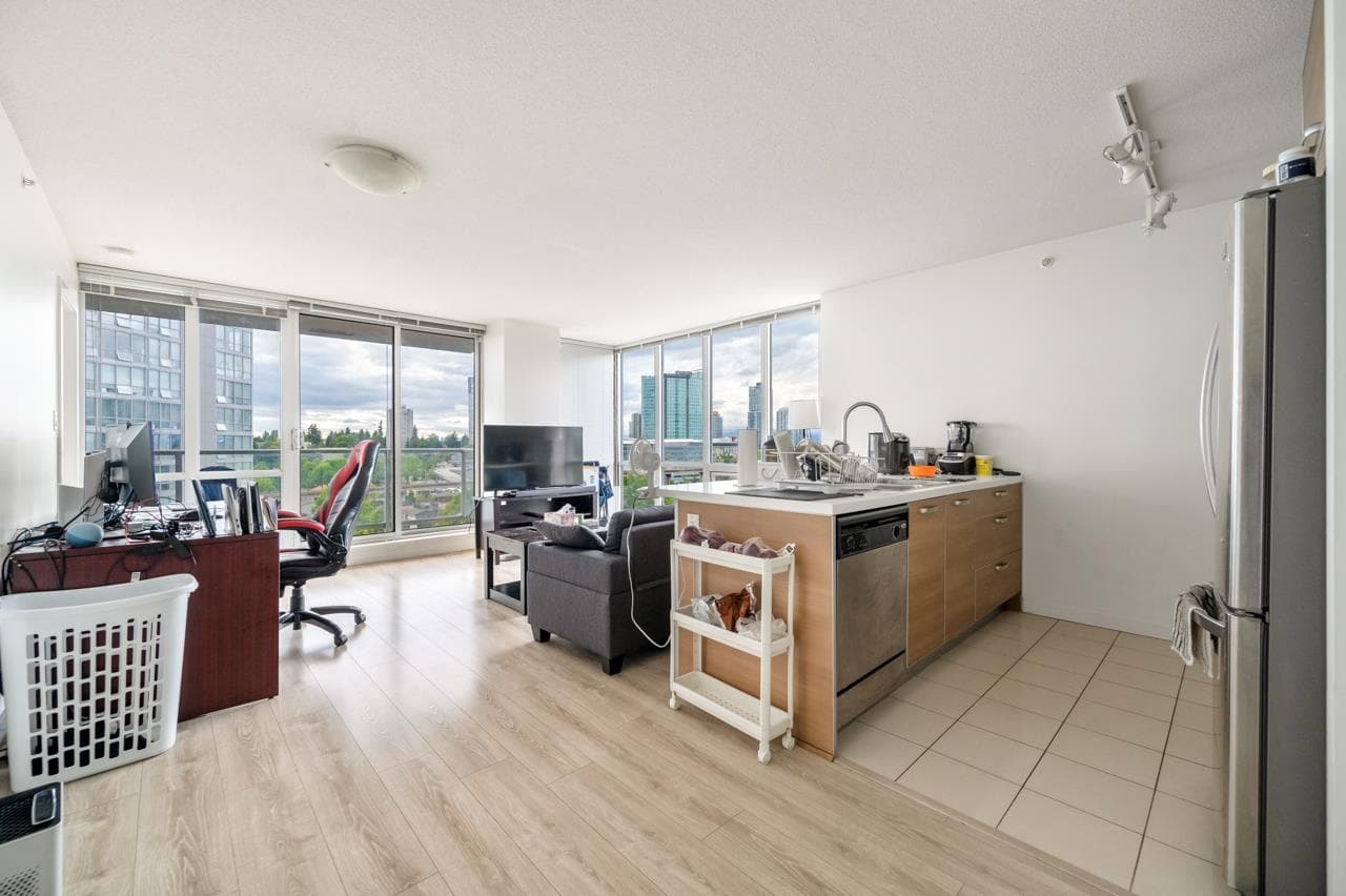 1104 - 13688 100 Avenue, Surrey, V3T 0G5 — photo 5