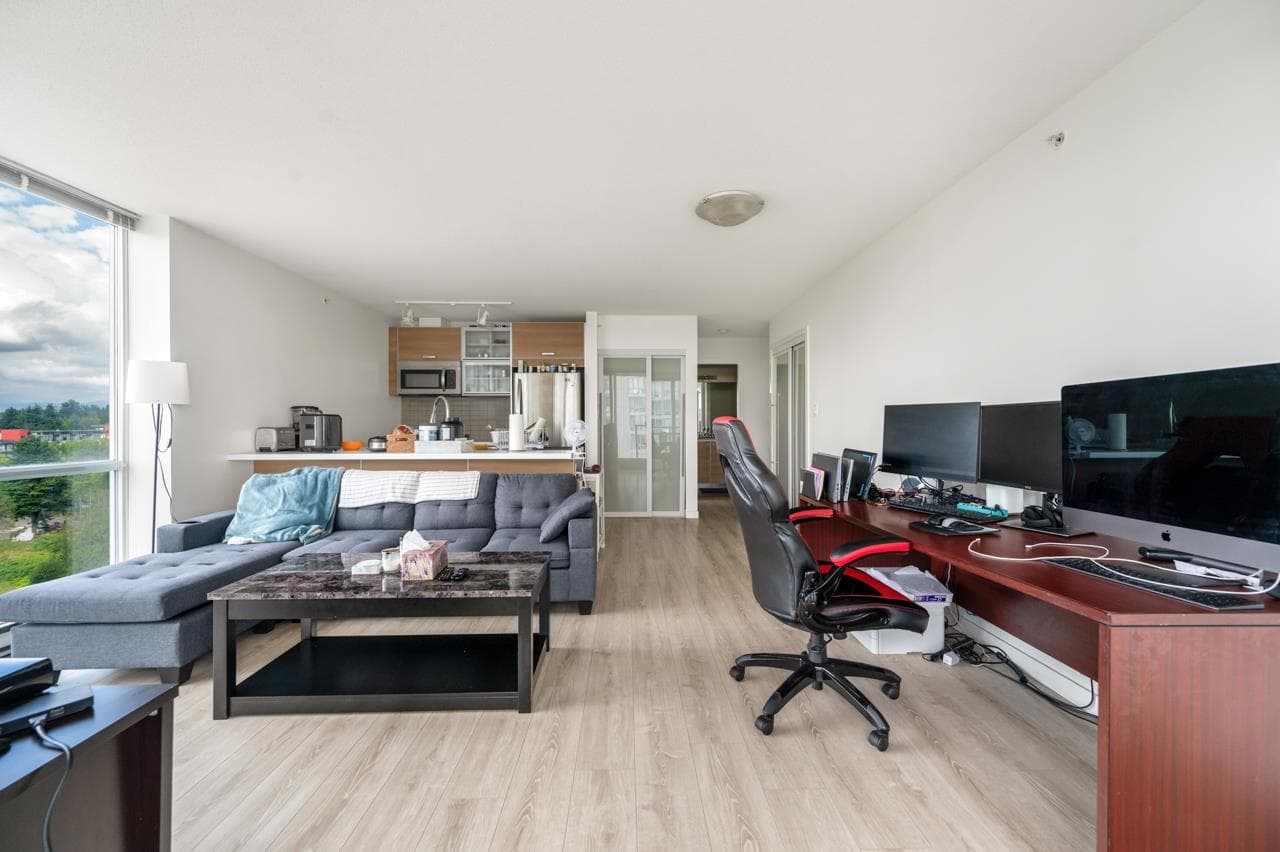 1104 - 13688 100 Avenue, Surrey, V3T 0G5 — photo 4