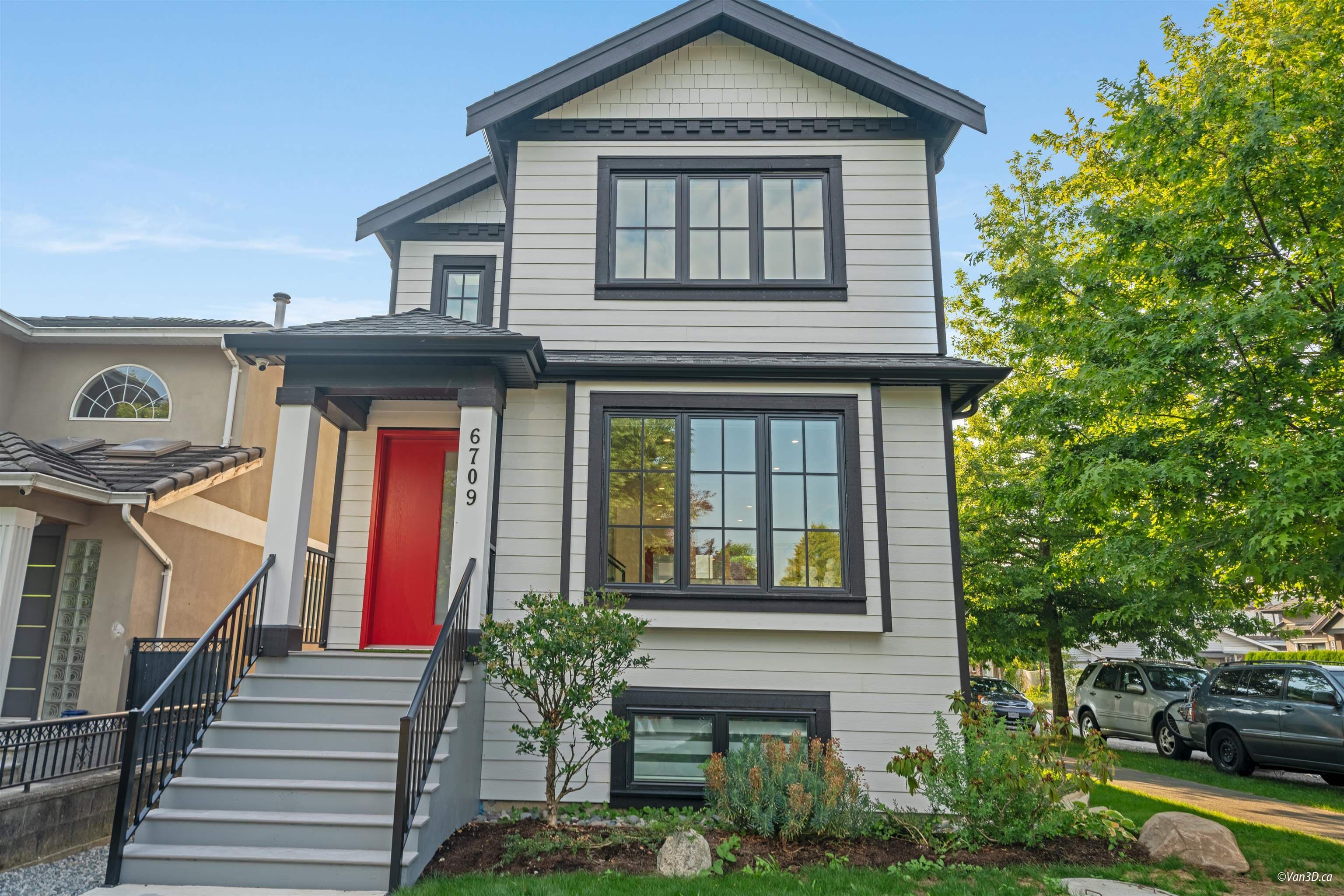 6709 Fleming Street, Vancouver, V5P 3H4 — photo 1