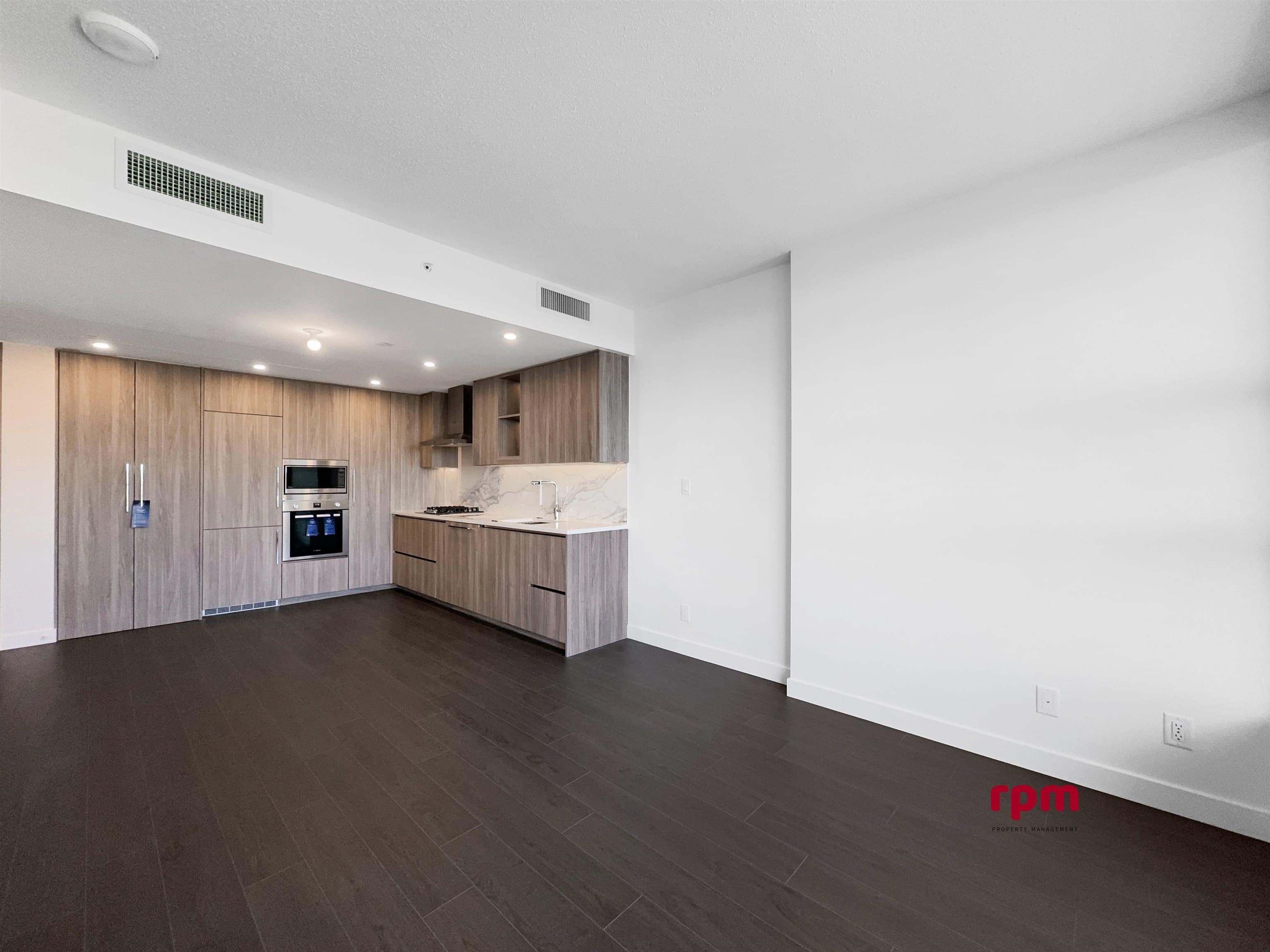 17xx - 13778 100 Avenue, Surrey, V3T 0V3 — photo 5
