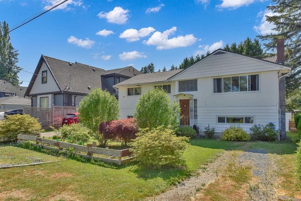 11059 146a Street, Surrey, V3R 3V3 — photo 2