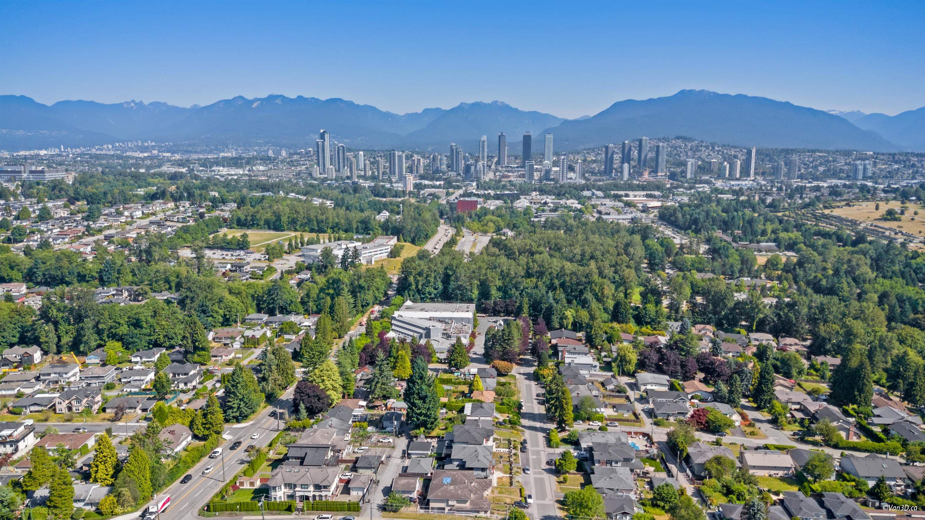 5017 Pioneer Avenue, Burnaby, V5G 3J5 — photo 5