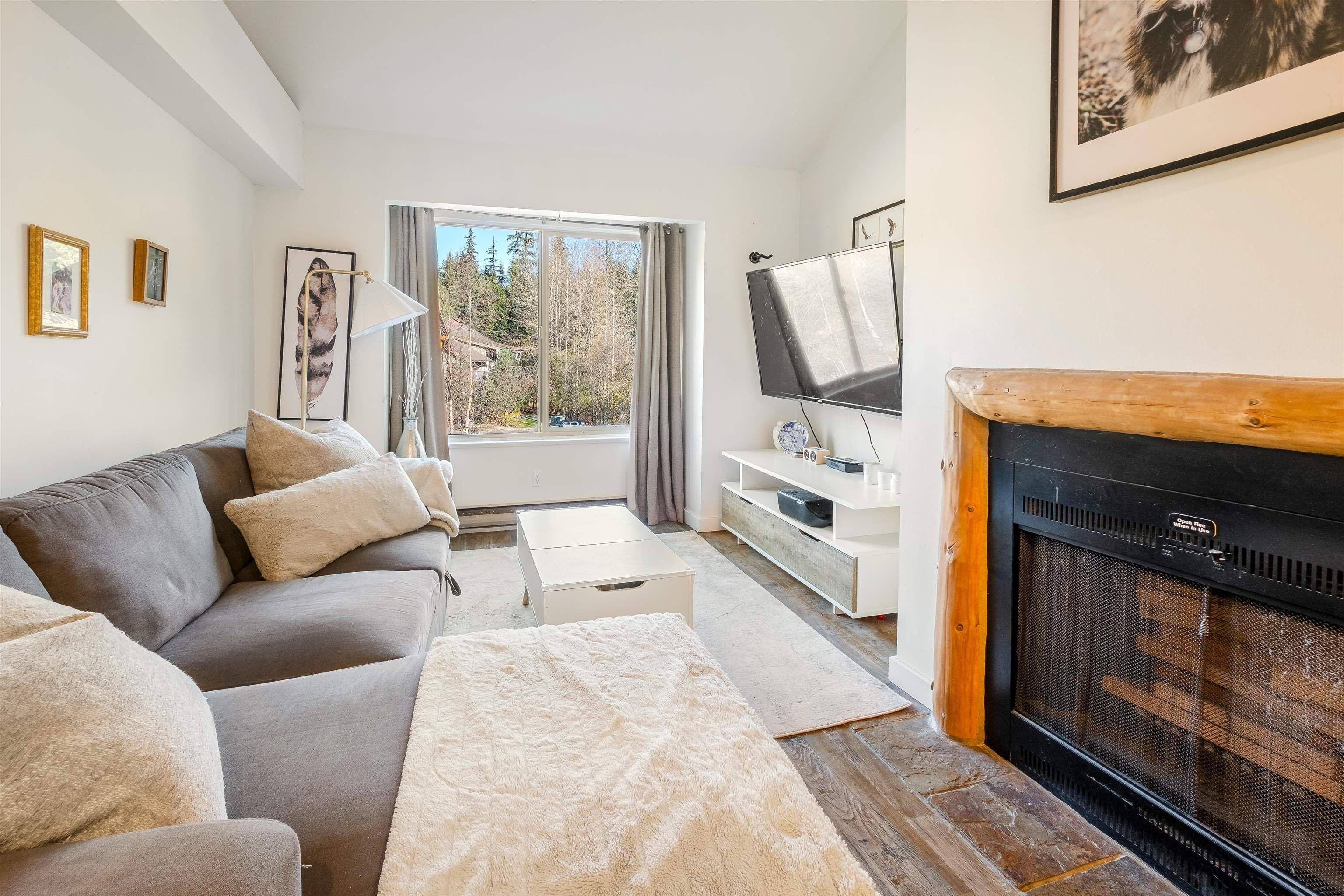 312 - 2021 Karen Crescent, Whistler, V8E 0H1 — photo 2