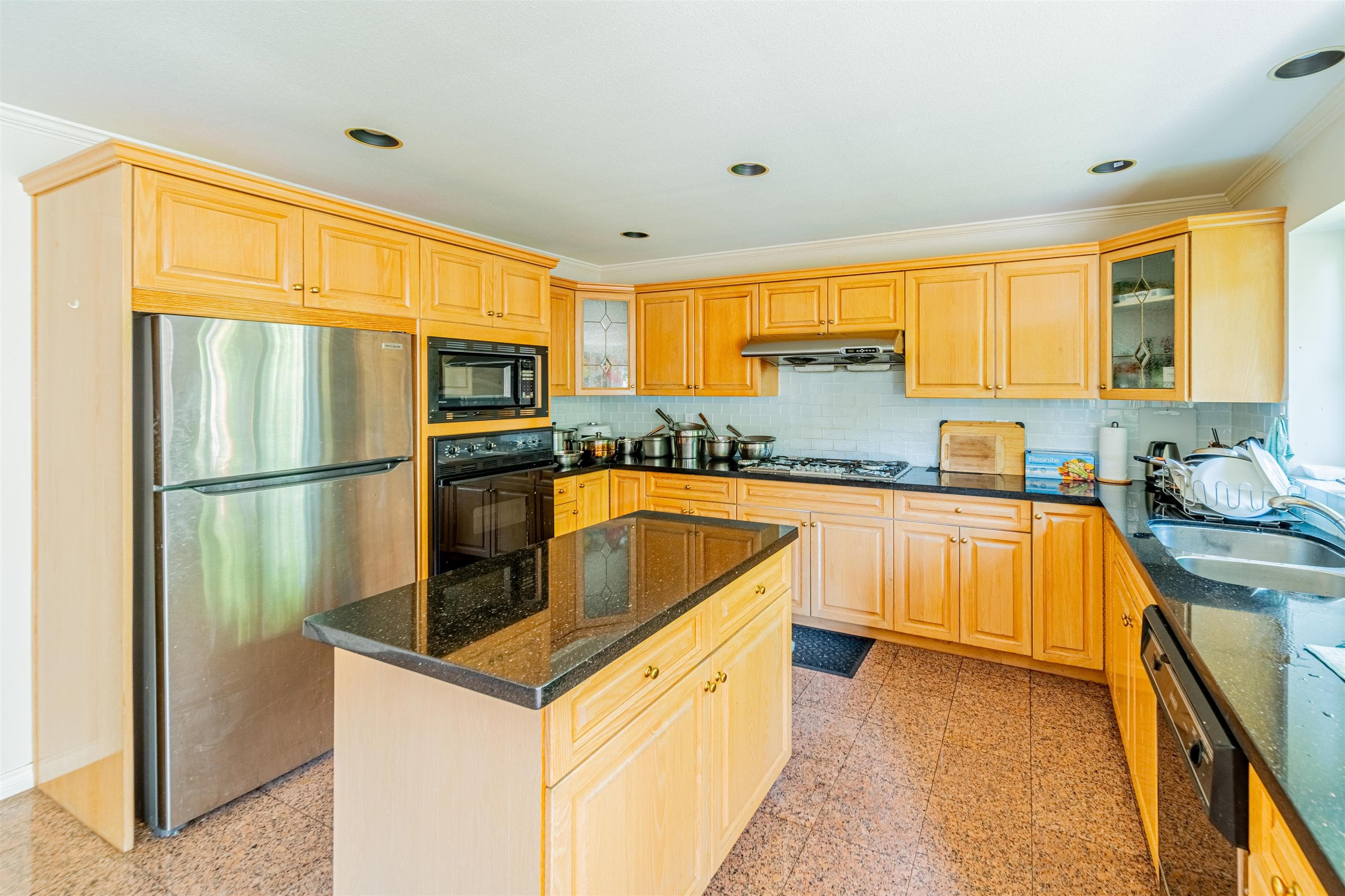 6660 Livingstone Place, Richmond, V7C 5N1 — photo 5