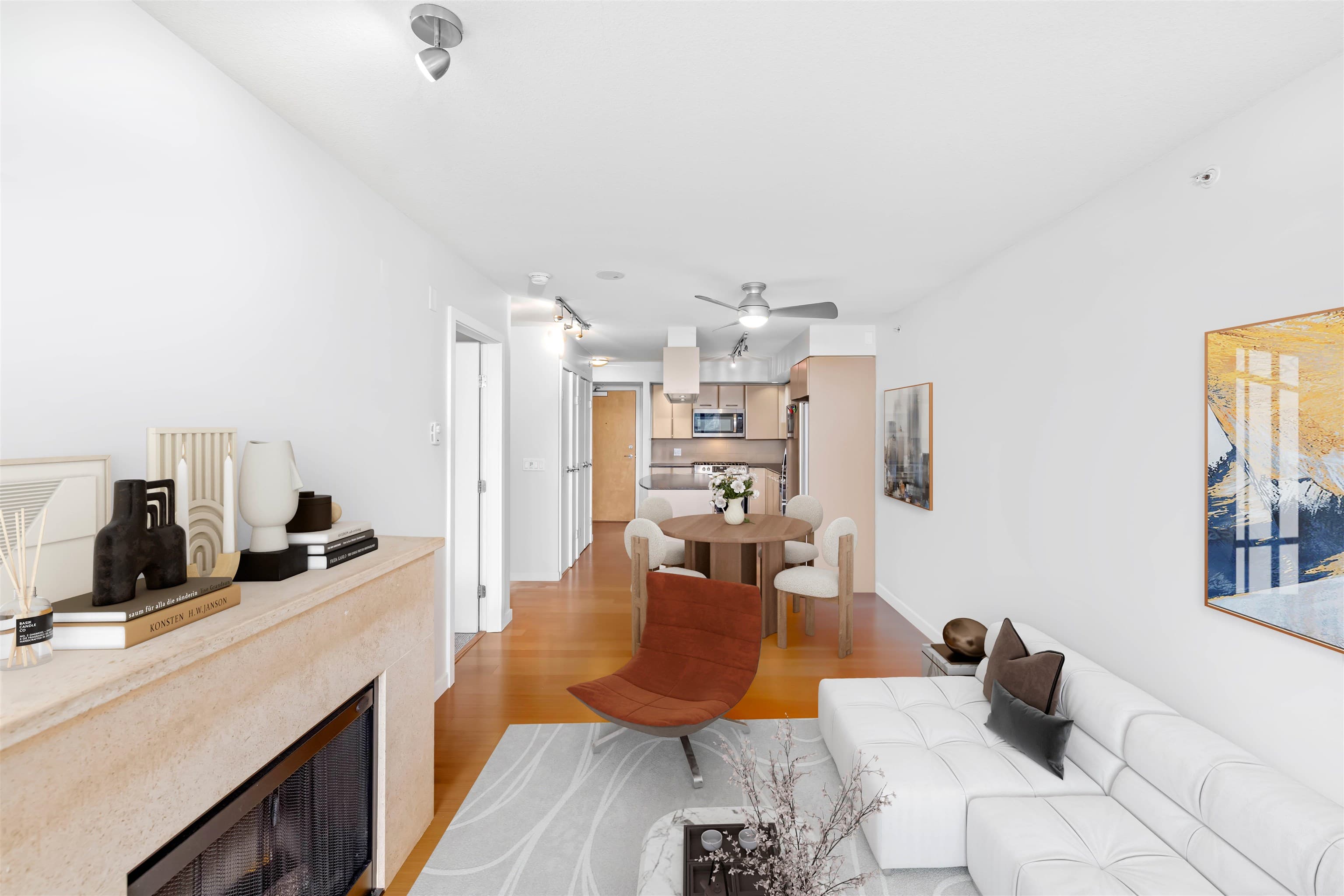 602 - 683 W Victoria Park, North Vancouver, V7M 0A2 — photo 1