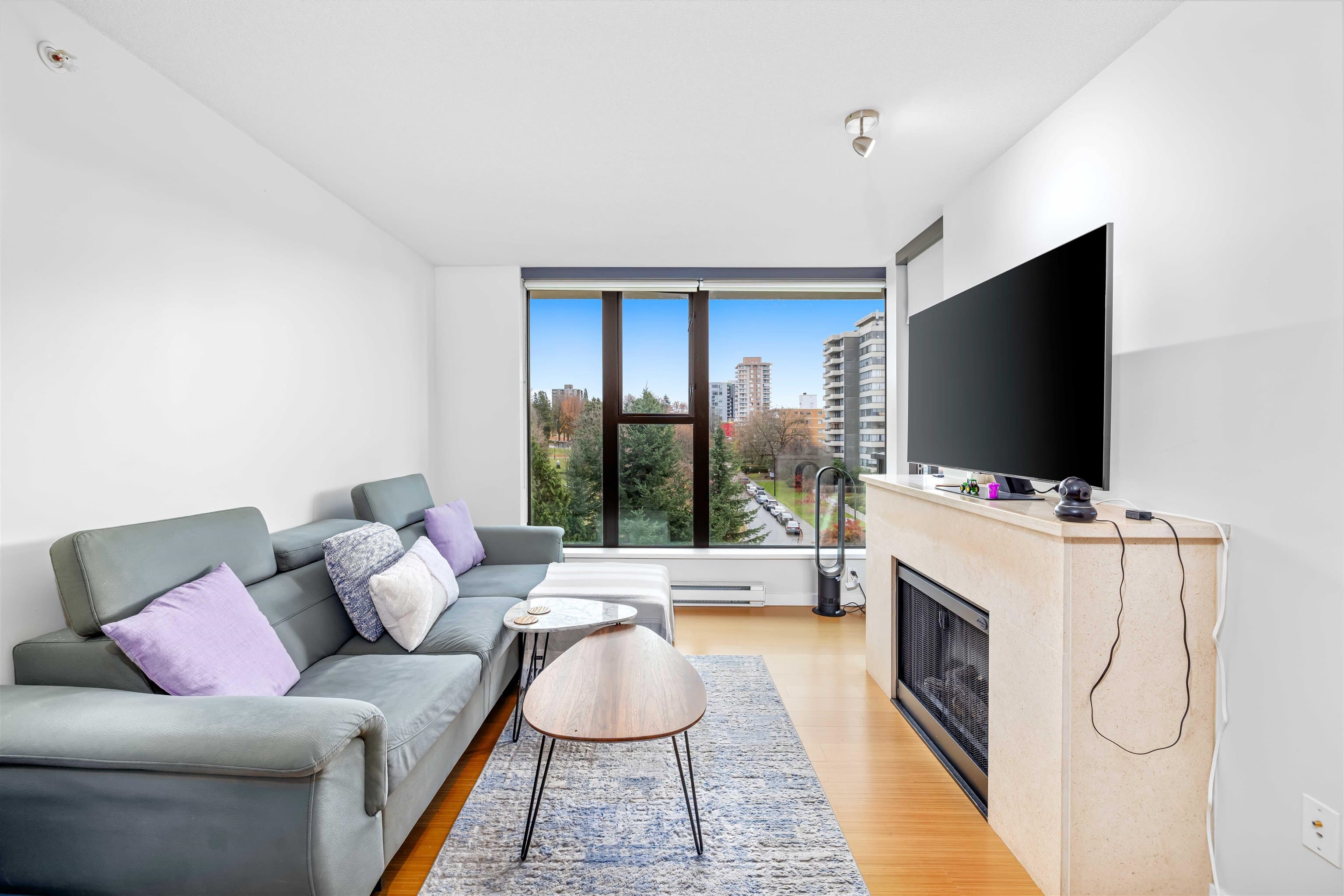 602 - 683 W Victoria Park, North Vancouver, V7M 0A2 — photo 4