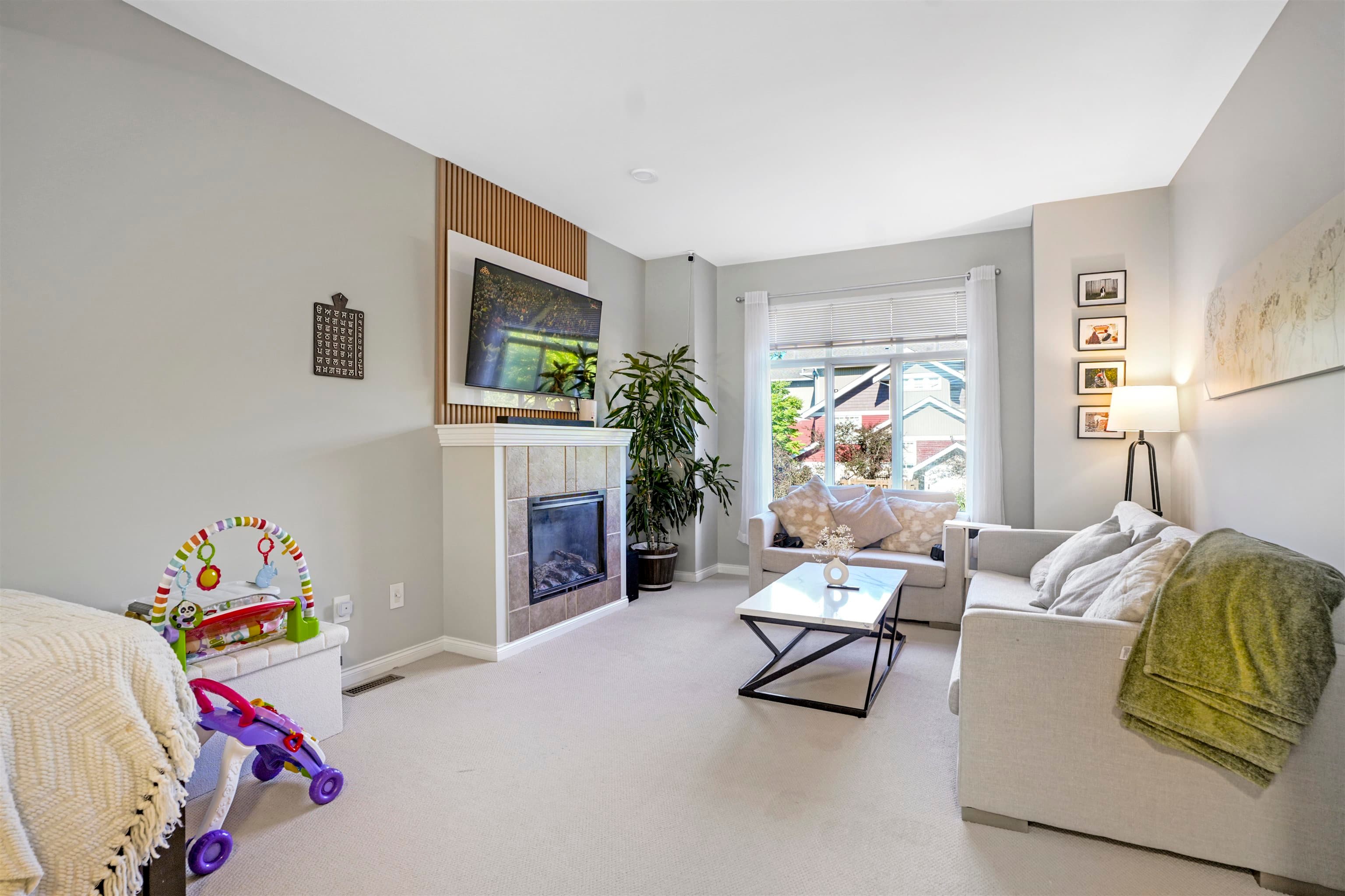 5 - 19455 65 Avenue, Surrey, V4N 0Z1 — photo 4