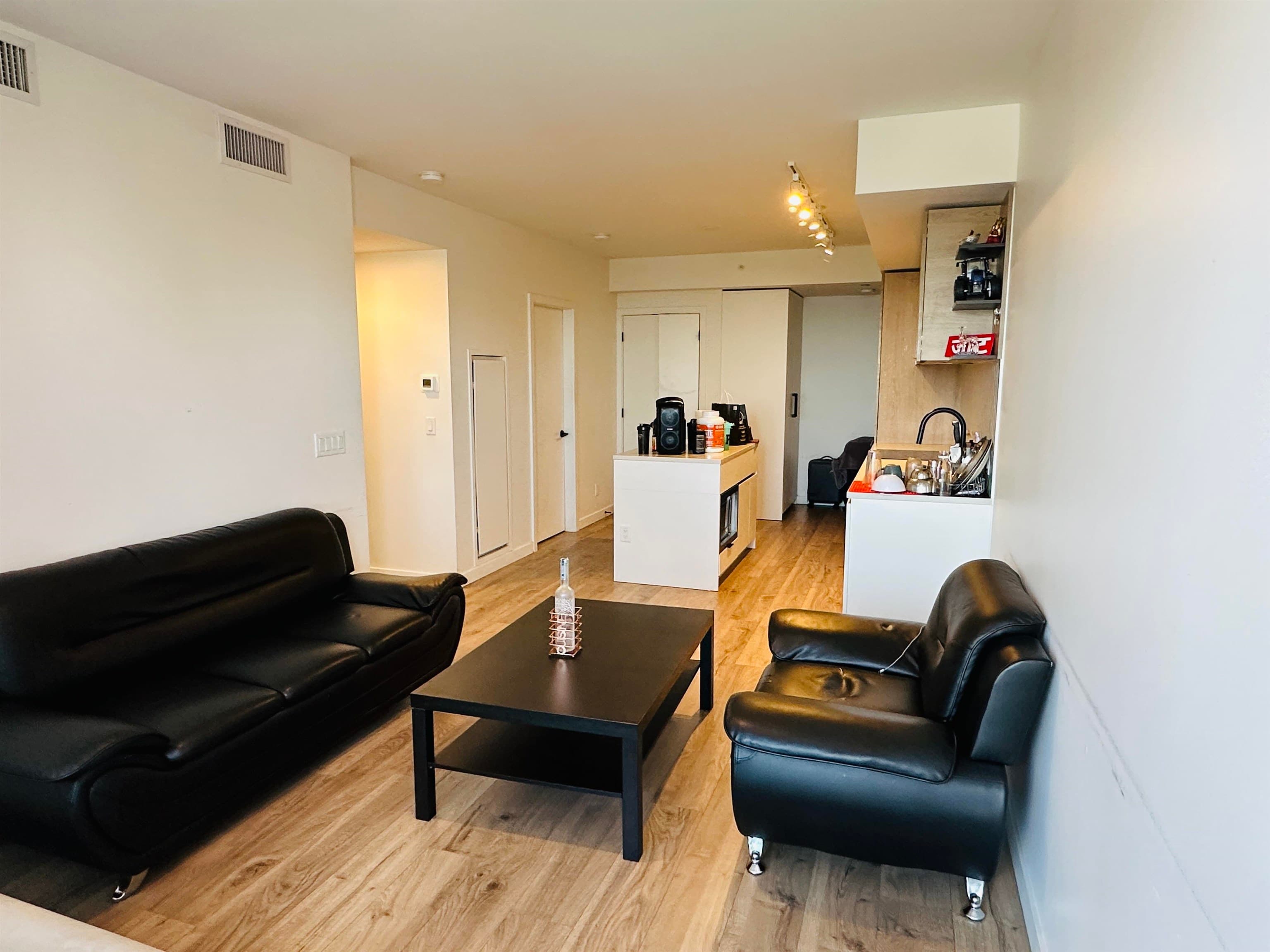 2912 - 10448 University Drive, Surrey, V3T 0S7 — photo 2