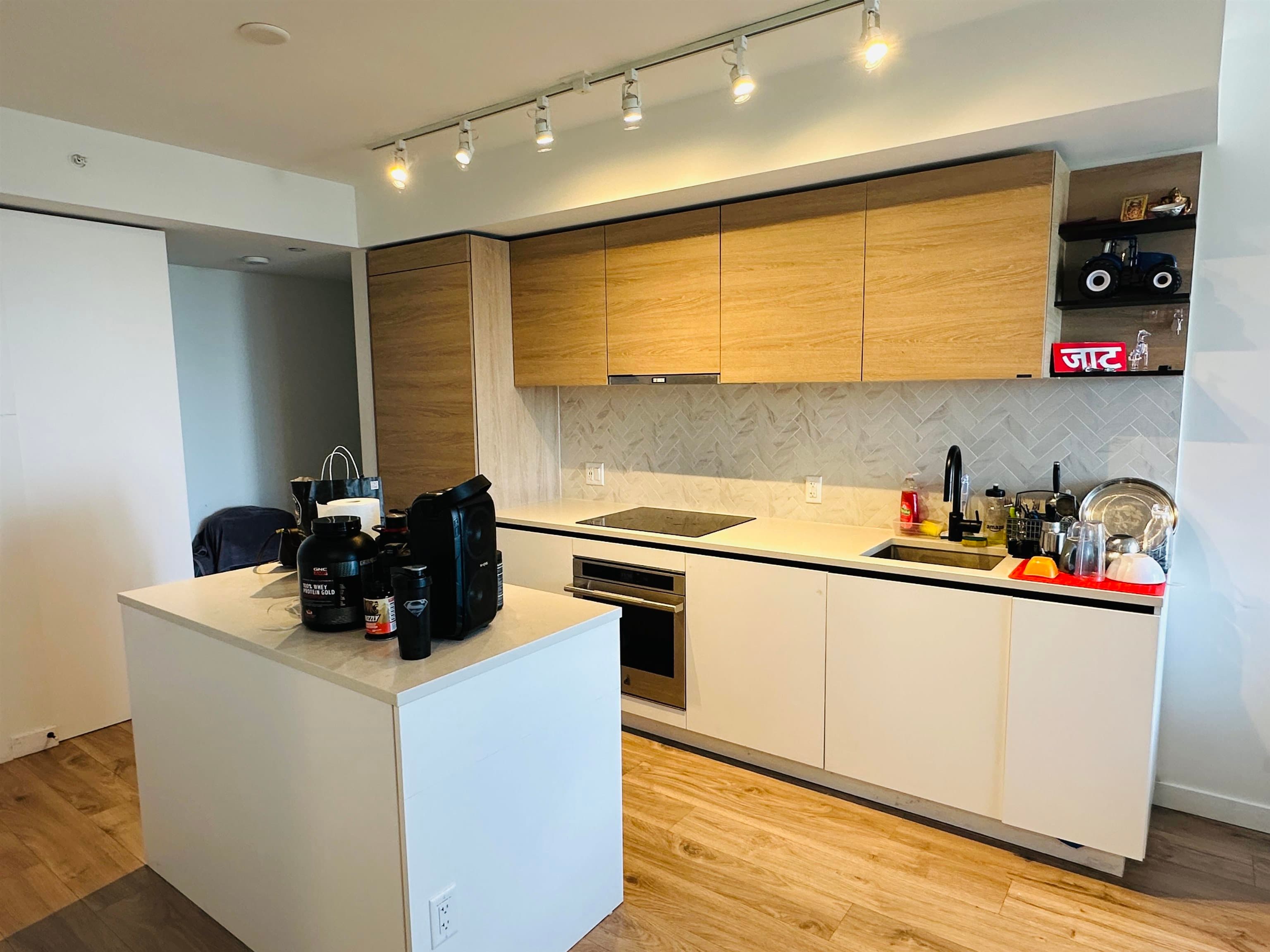 2912 - 10448 University Drive, Surrey, V3T 0S7 — photo 4