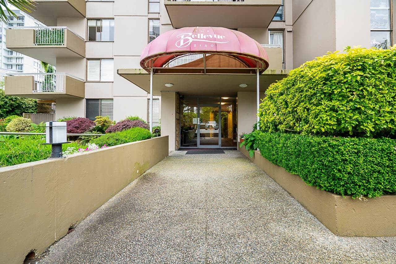 204 - 2150 Bellevue Avenue, West Vancouver, V7V 1C3 — photo 1