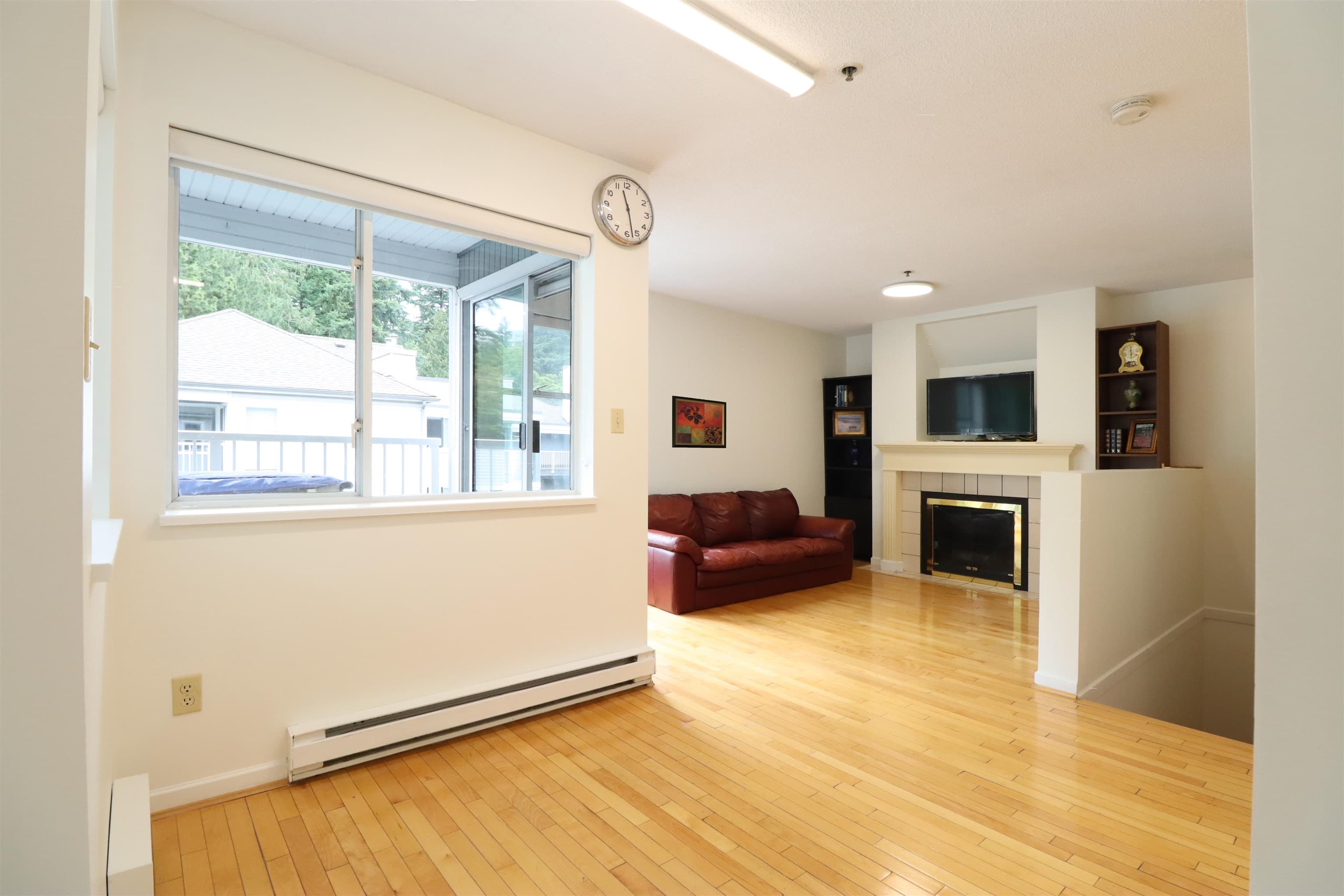 40 - 7345 Sandborne Avenue, Burnaby, V3N 4W6 — photo 3