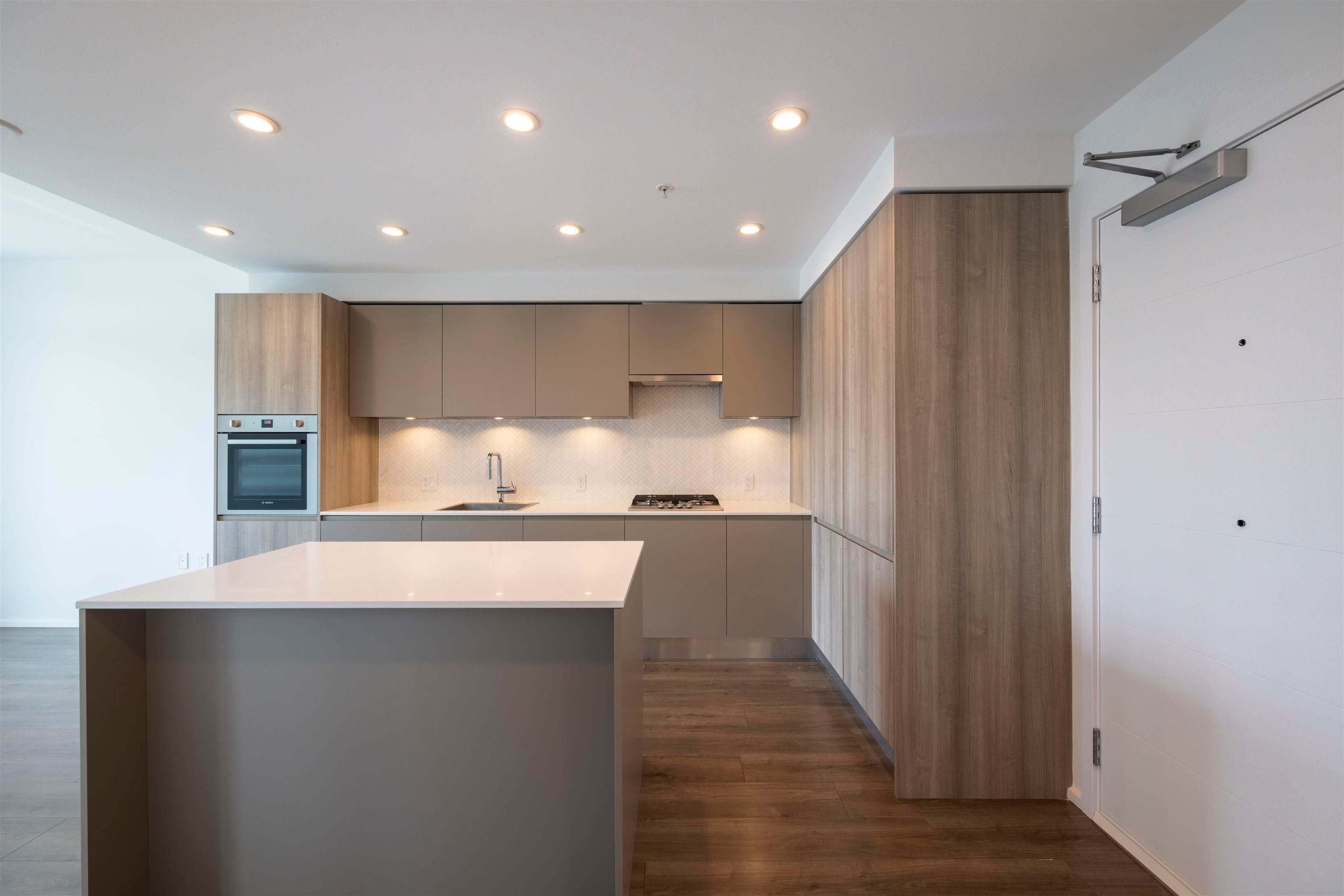 410 - 3809 Evergreen Place, Burnaby, V3J 0M1 — photo 2