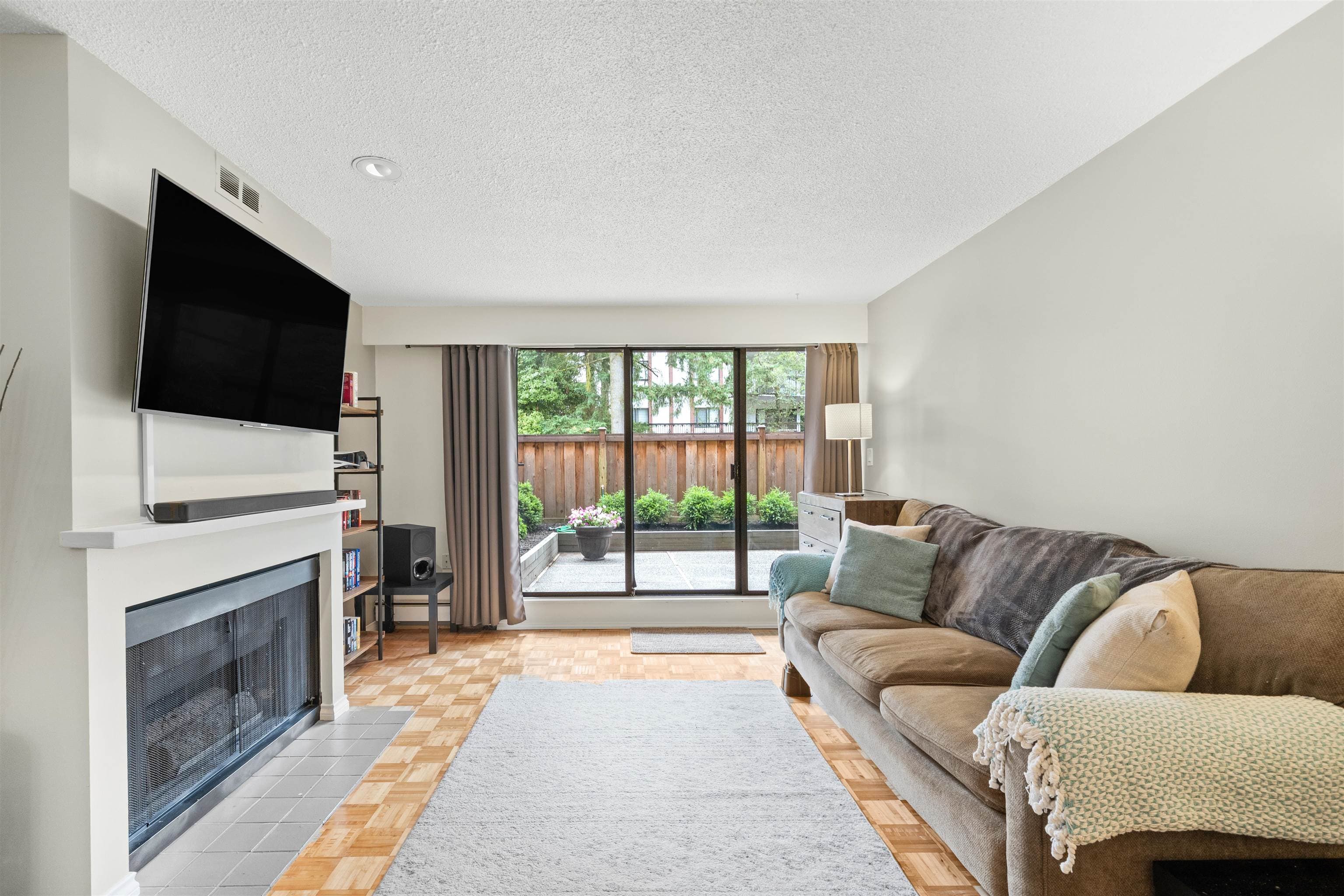102 - 708 Eighth Avenue, New Westminster
