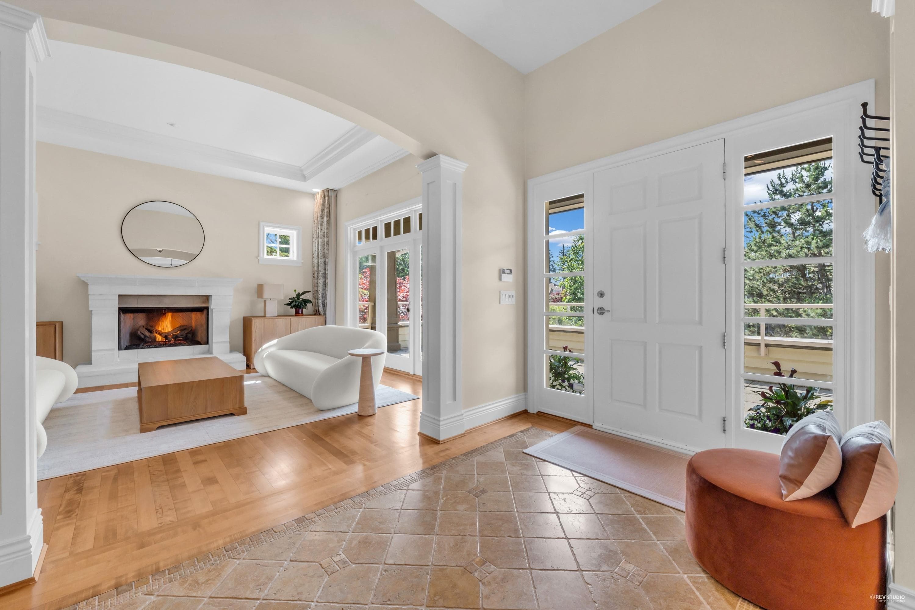 4513 Caulfeild Lane, West Vancouver, V7W 3J6 — photo 5